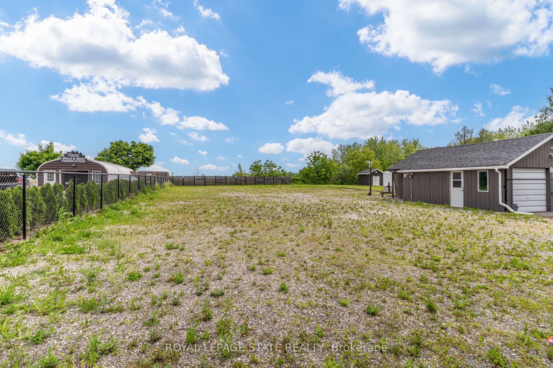 9056 Airport Road Property Photo 47