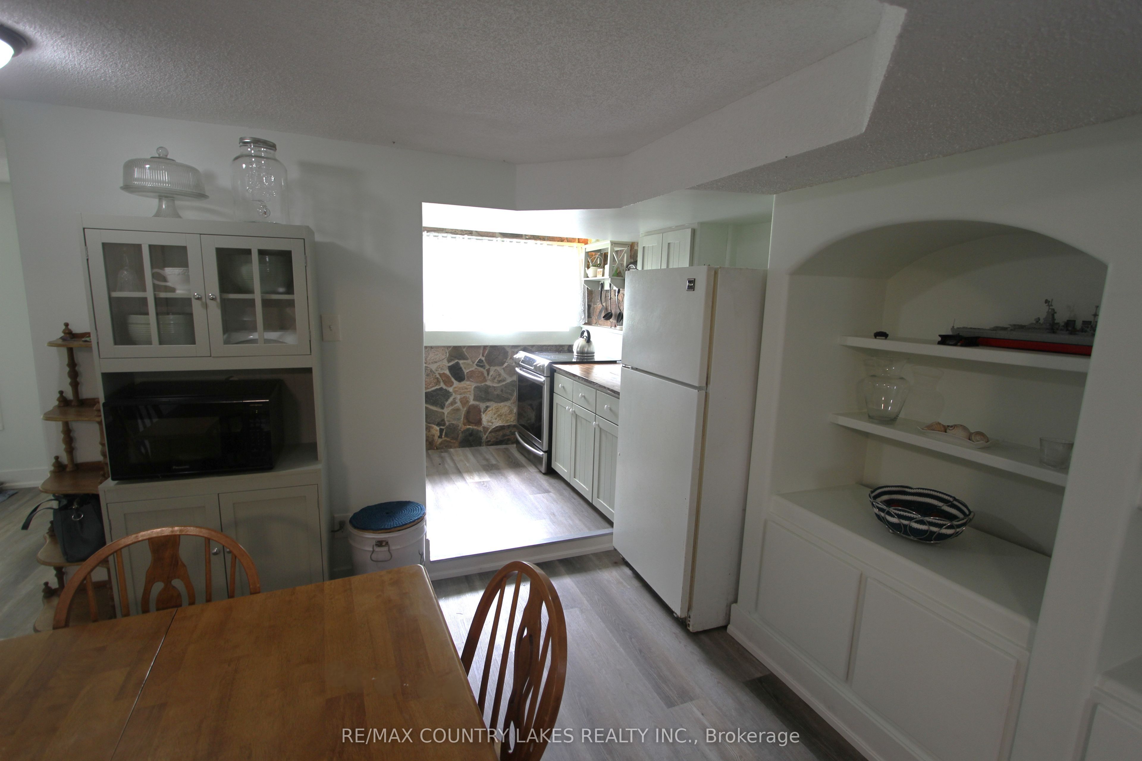16 Hummingbird Lane Property Photo 19