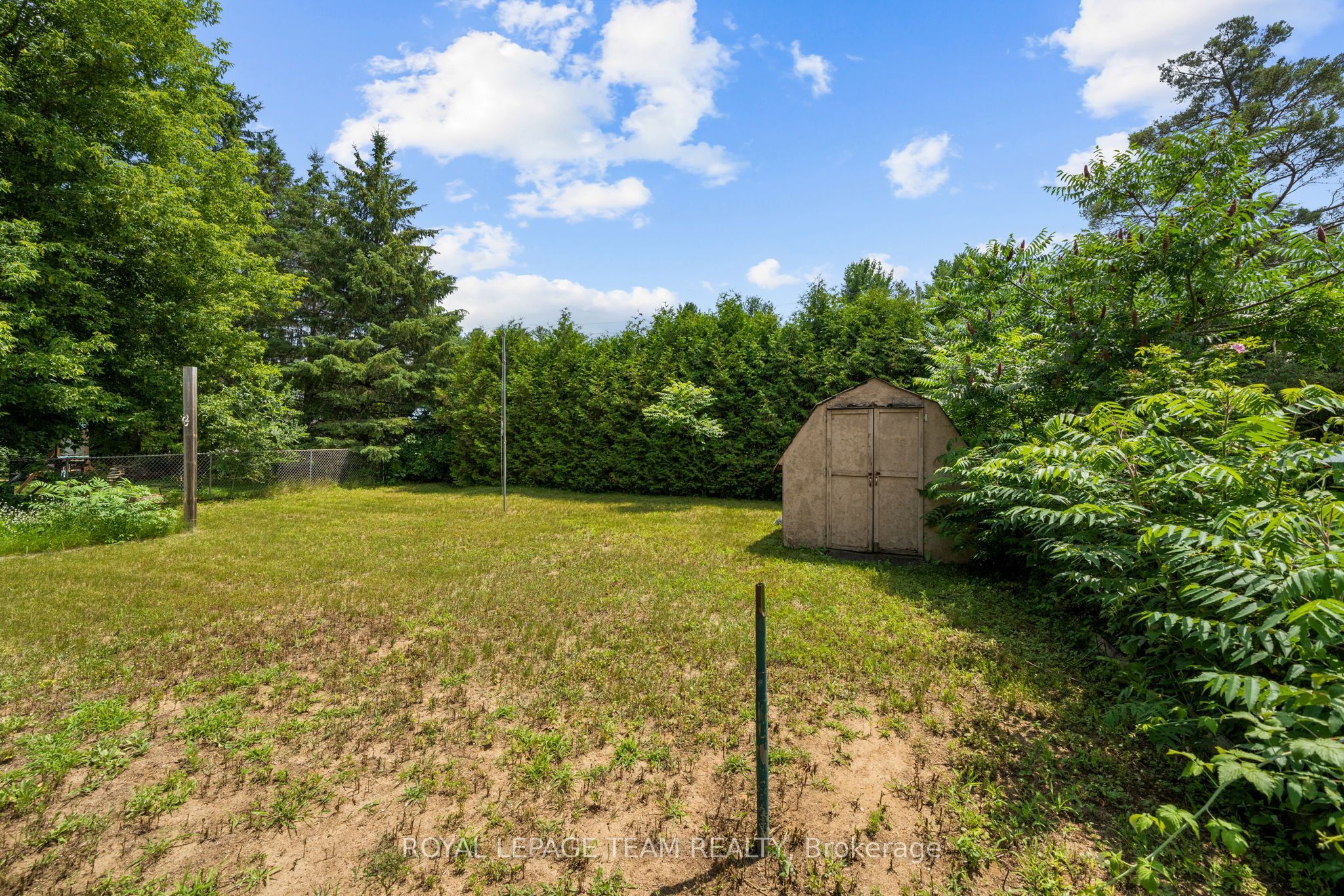 5744 Andrasi Crescent B Property Photo 32