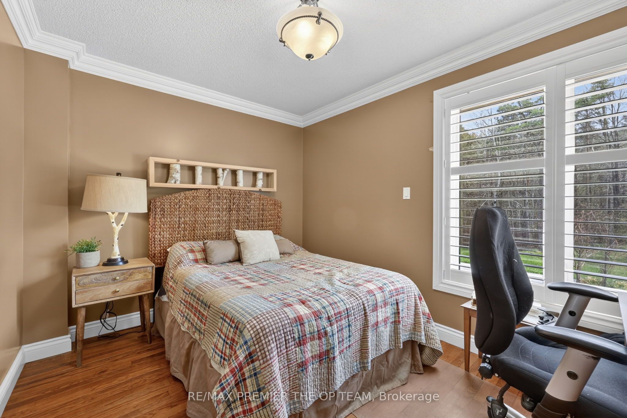 344207 15th Side Road Property Photo 26