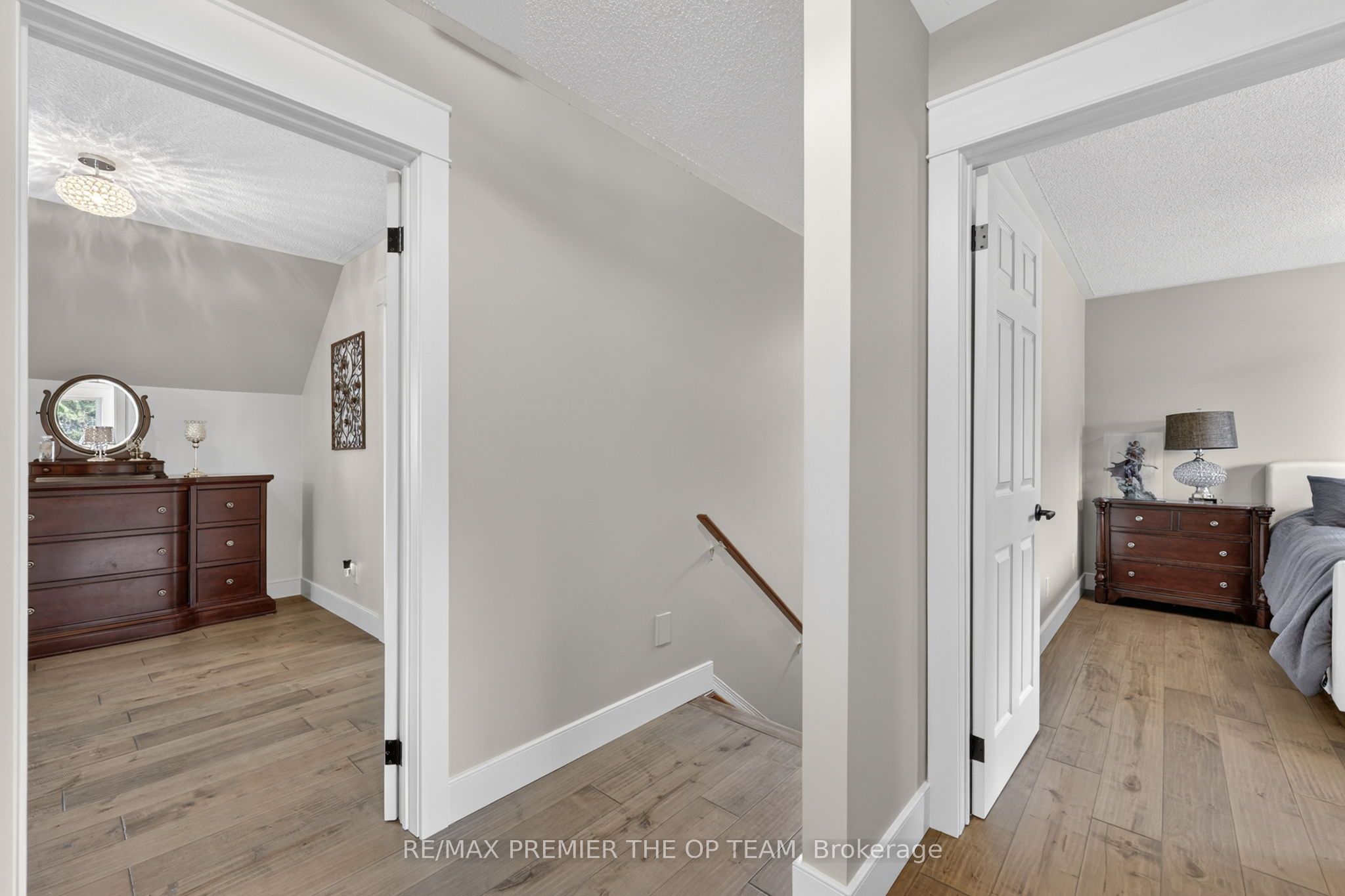 344207 15th Side Road Property Photo 31