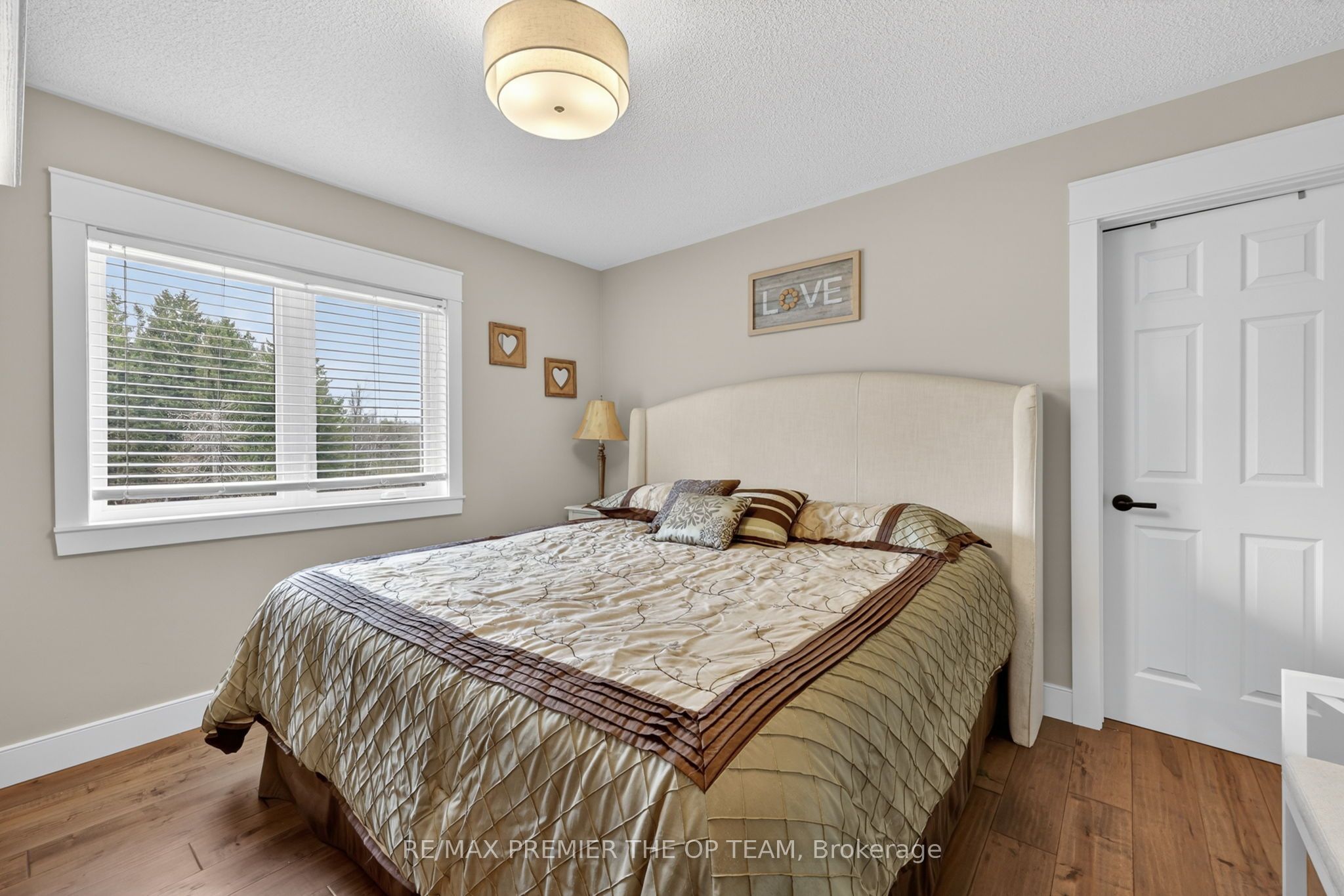 344207 15th Side Road Property Photo 41