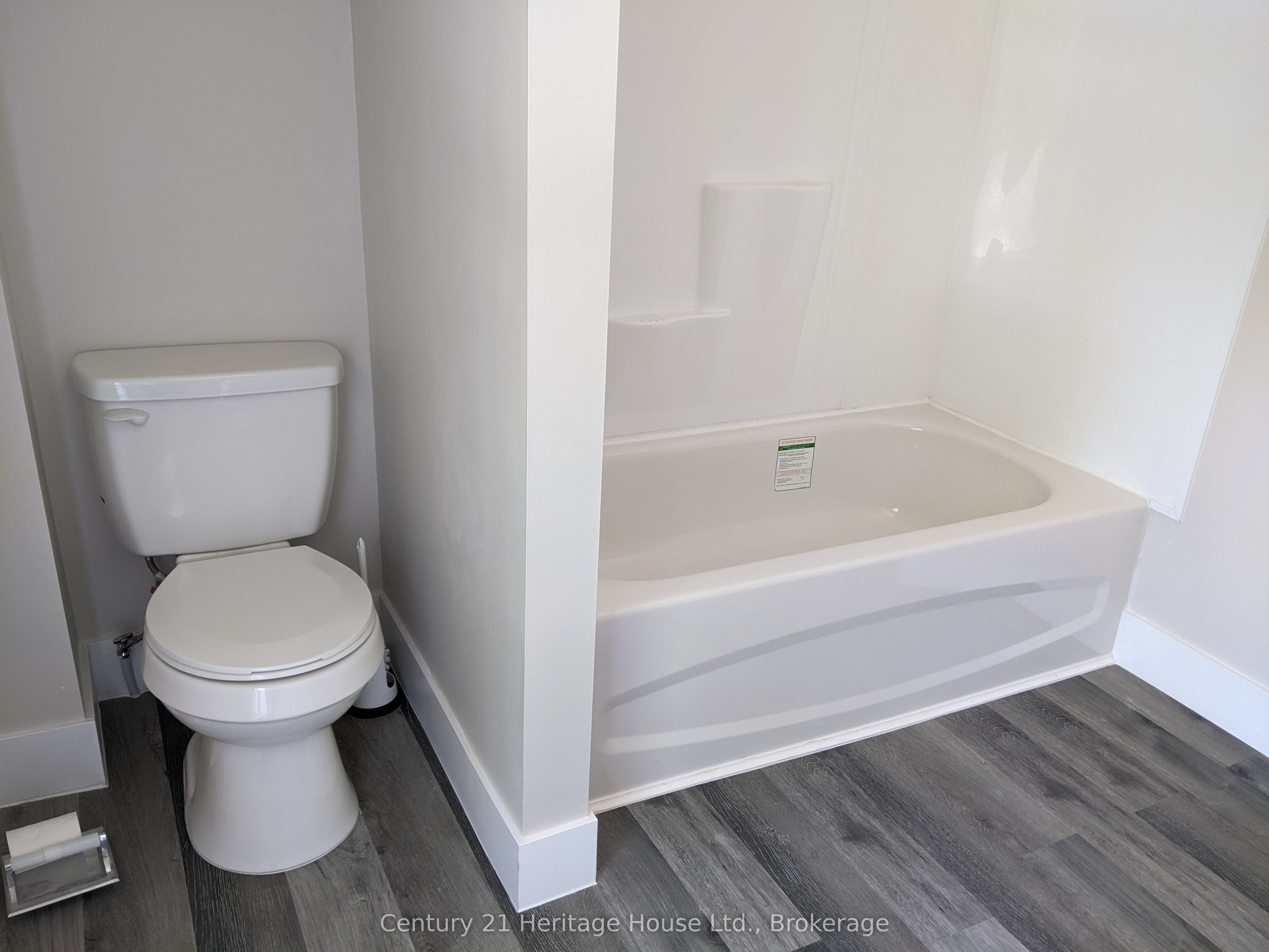 50 Goderich Street E Property Photo 12