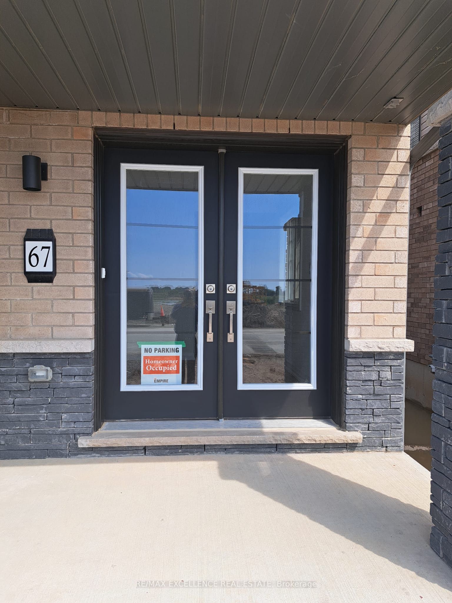 67 Stanley Avenue Property Photo 2