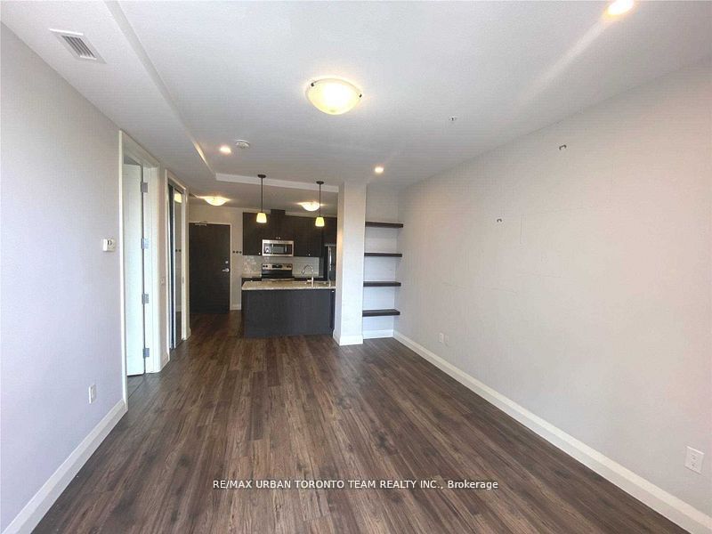 118 King Street E 621 Property Photo 5
