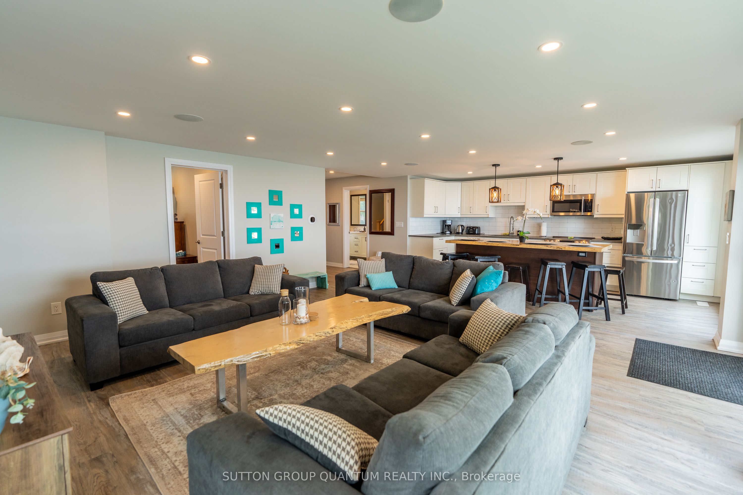2118 Lakeshore Road Property Photo 10