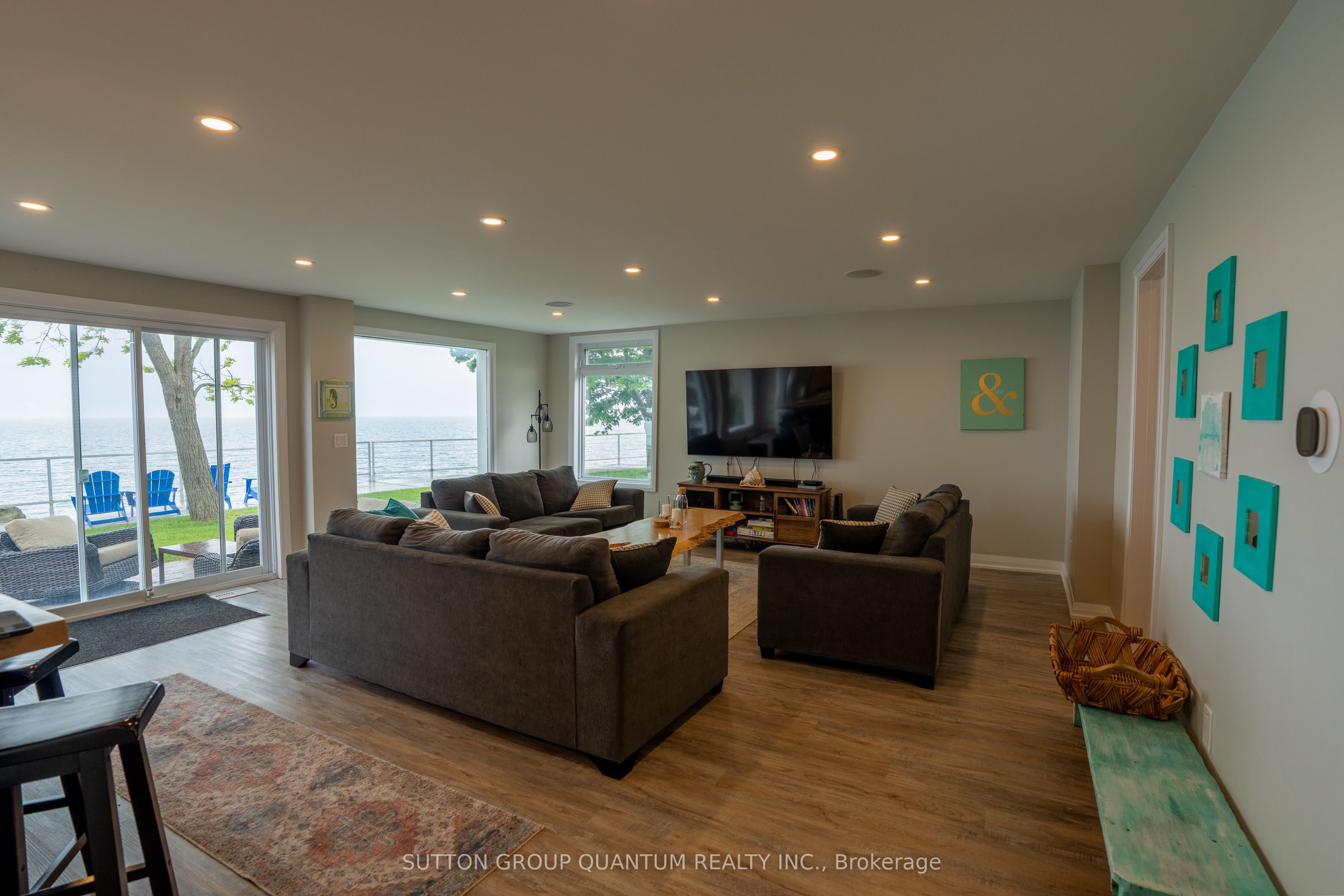 2118 Lakeshore Road Property Photo 17