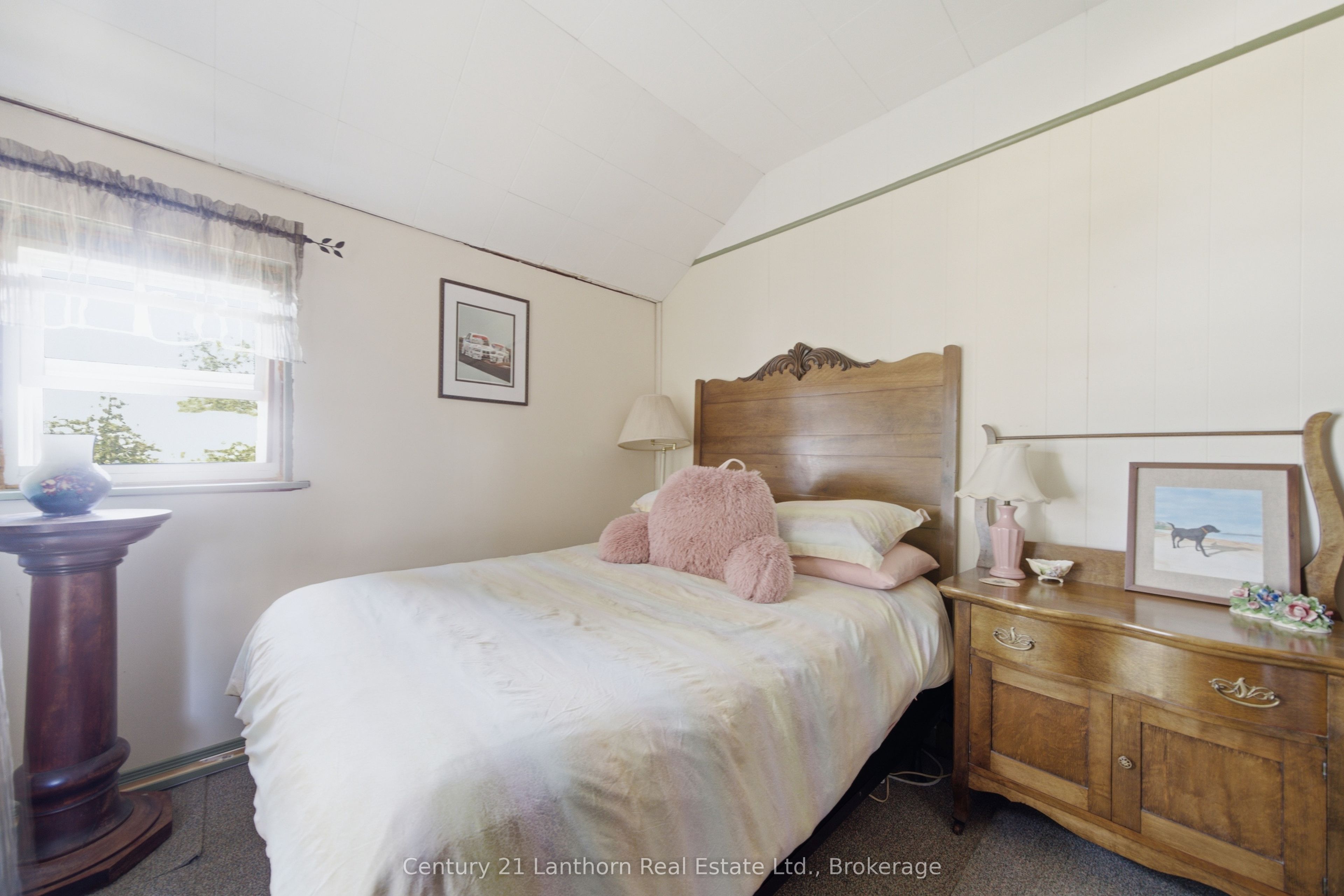 26 Welsh Lane Property Photo 19