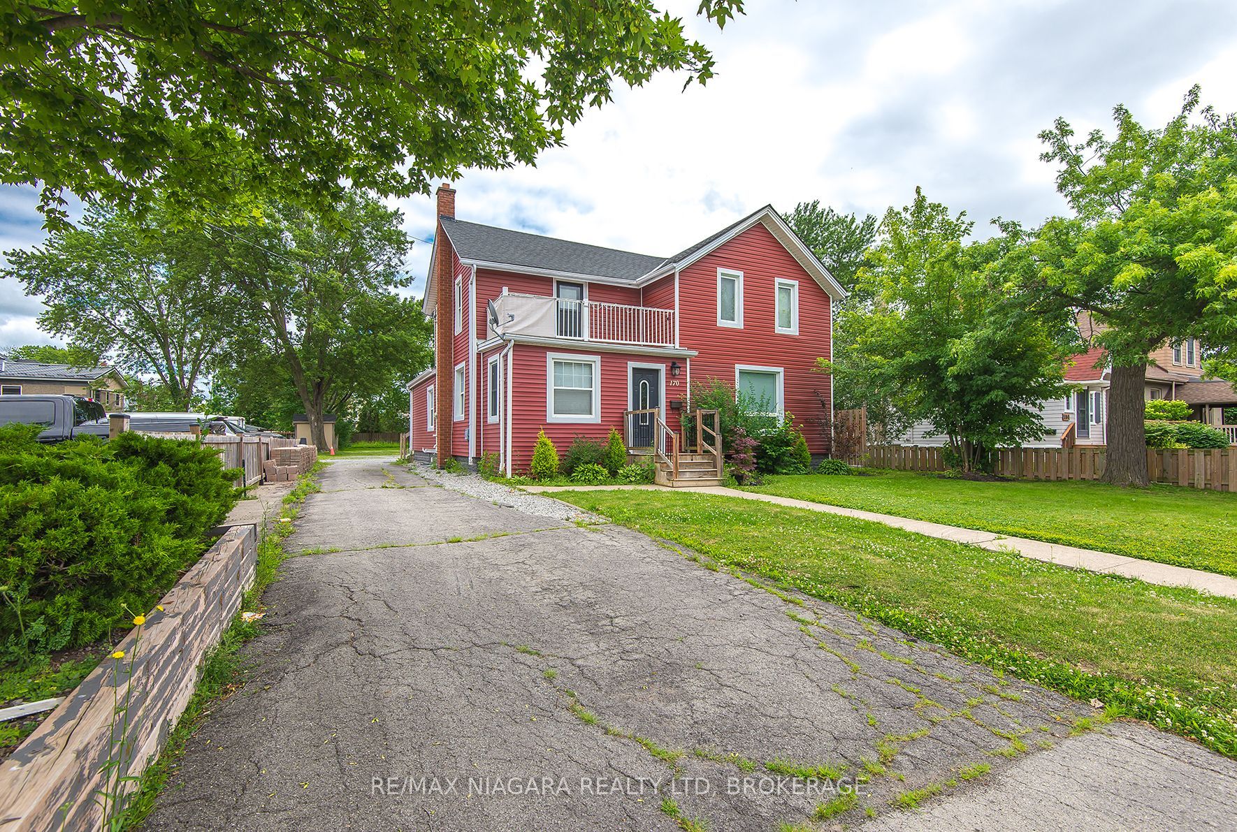 170 Hellems Avenue E