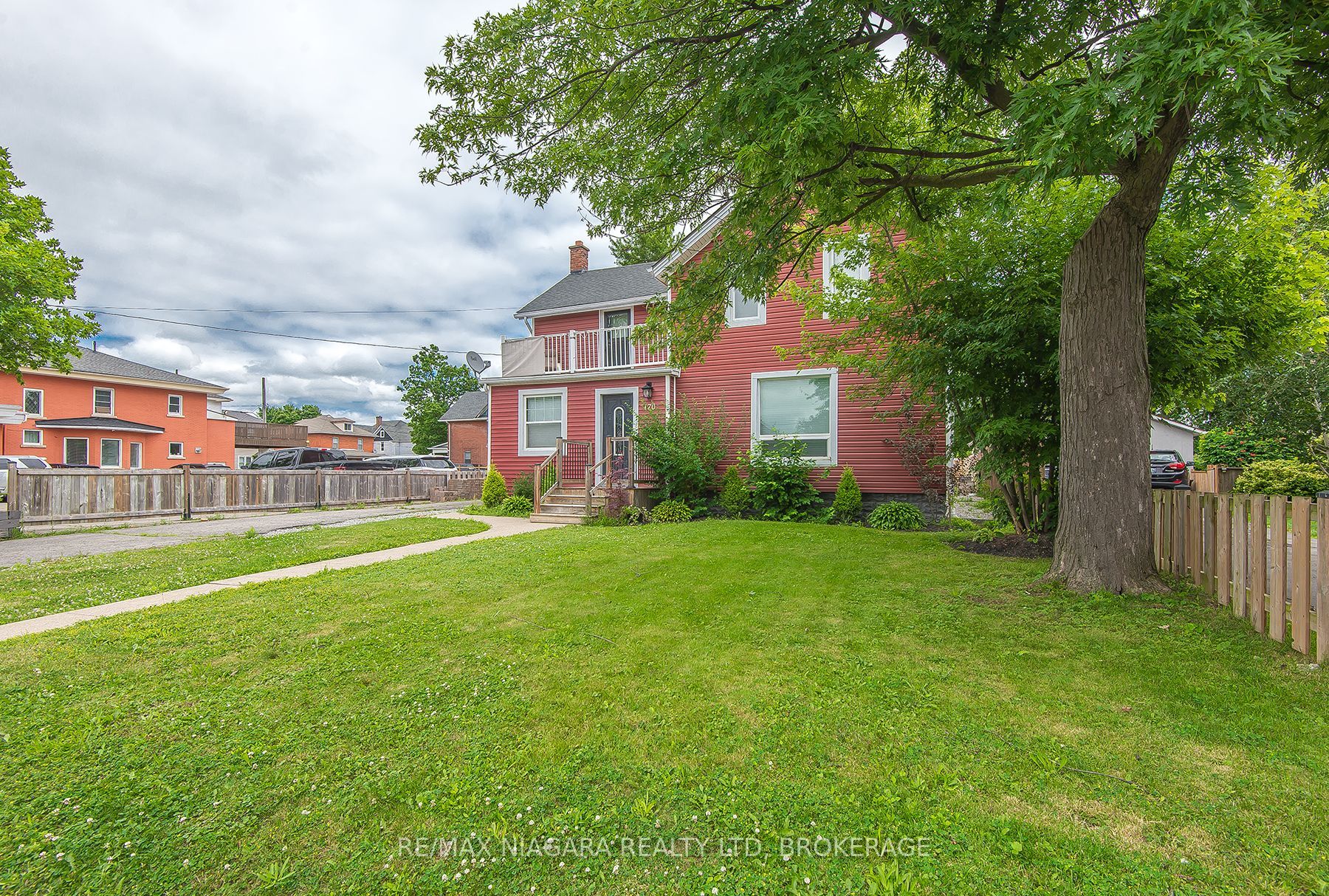 170 Hellems Avenue E Property Photo 3