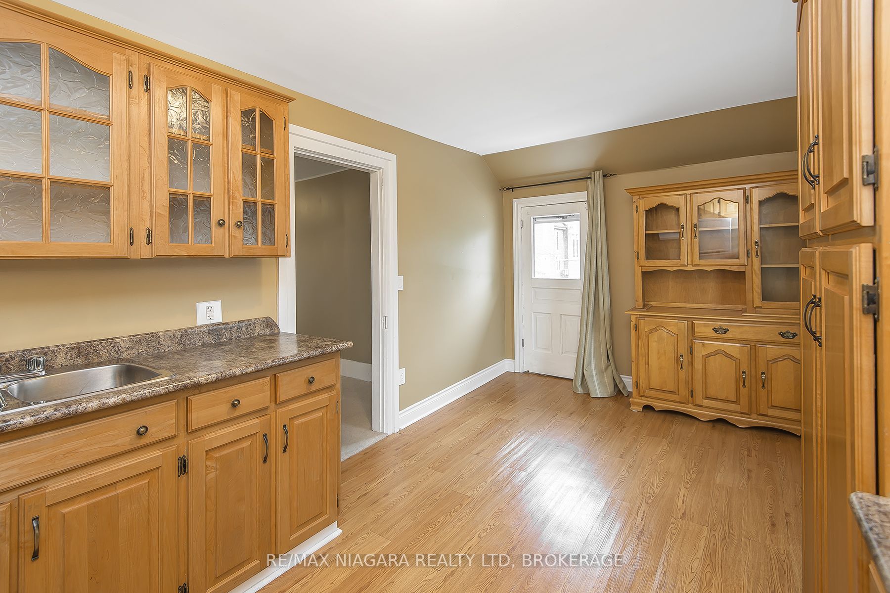 170 Hellems Avenue E Property Photo 12