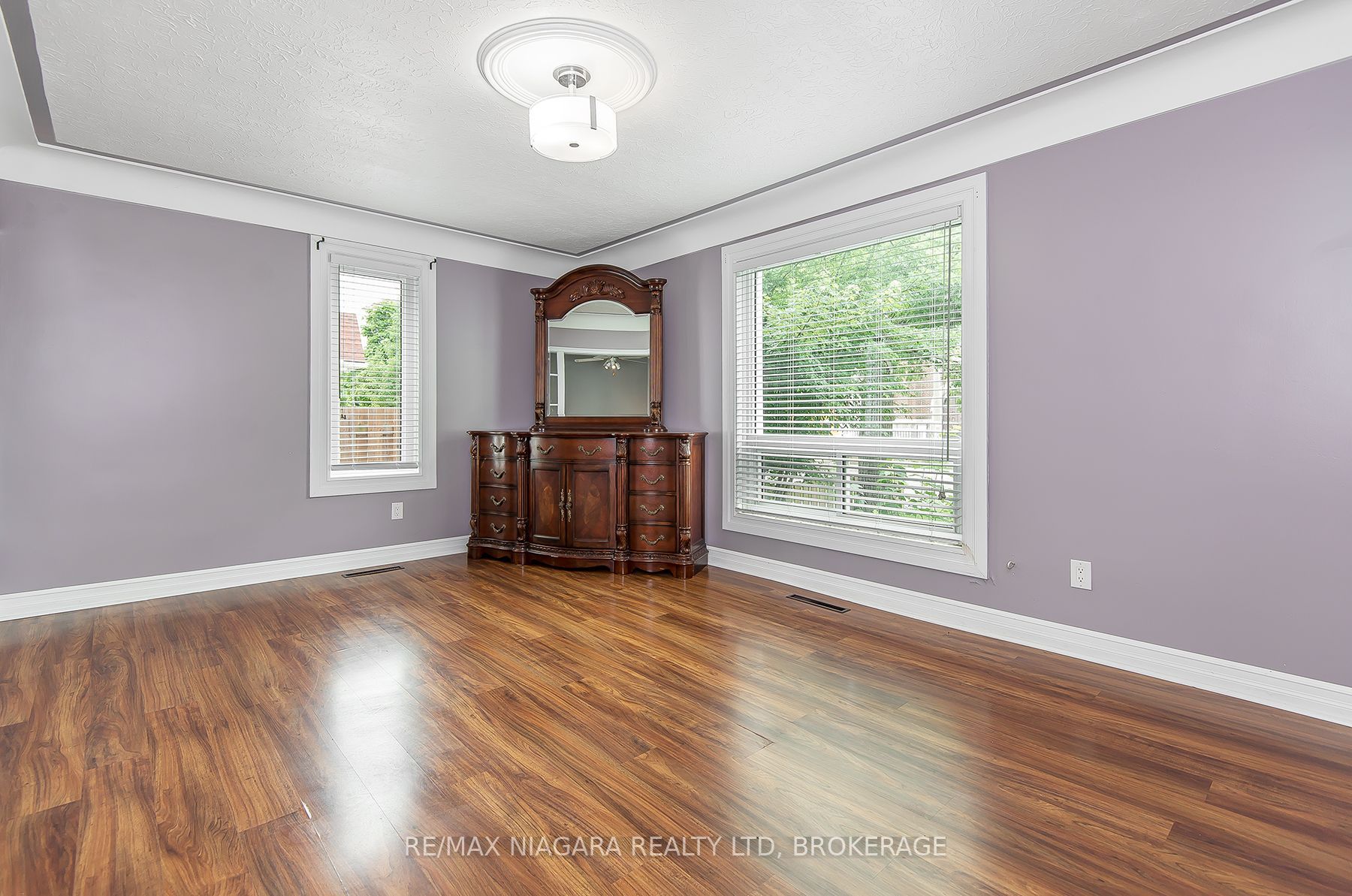 170 Hellems Avenue E Property Photo 19
