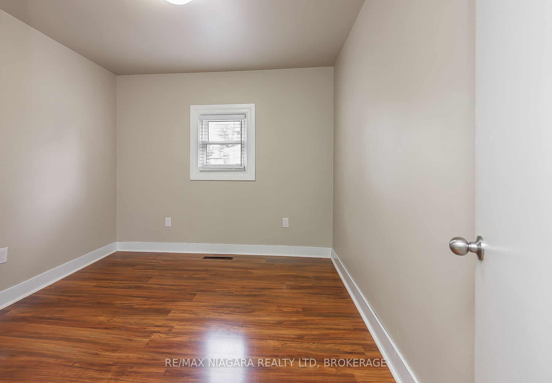 170 Hellems Avenue E Property Photo 21