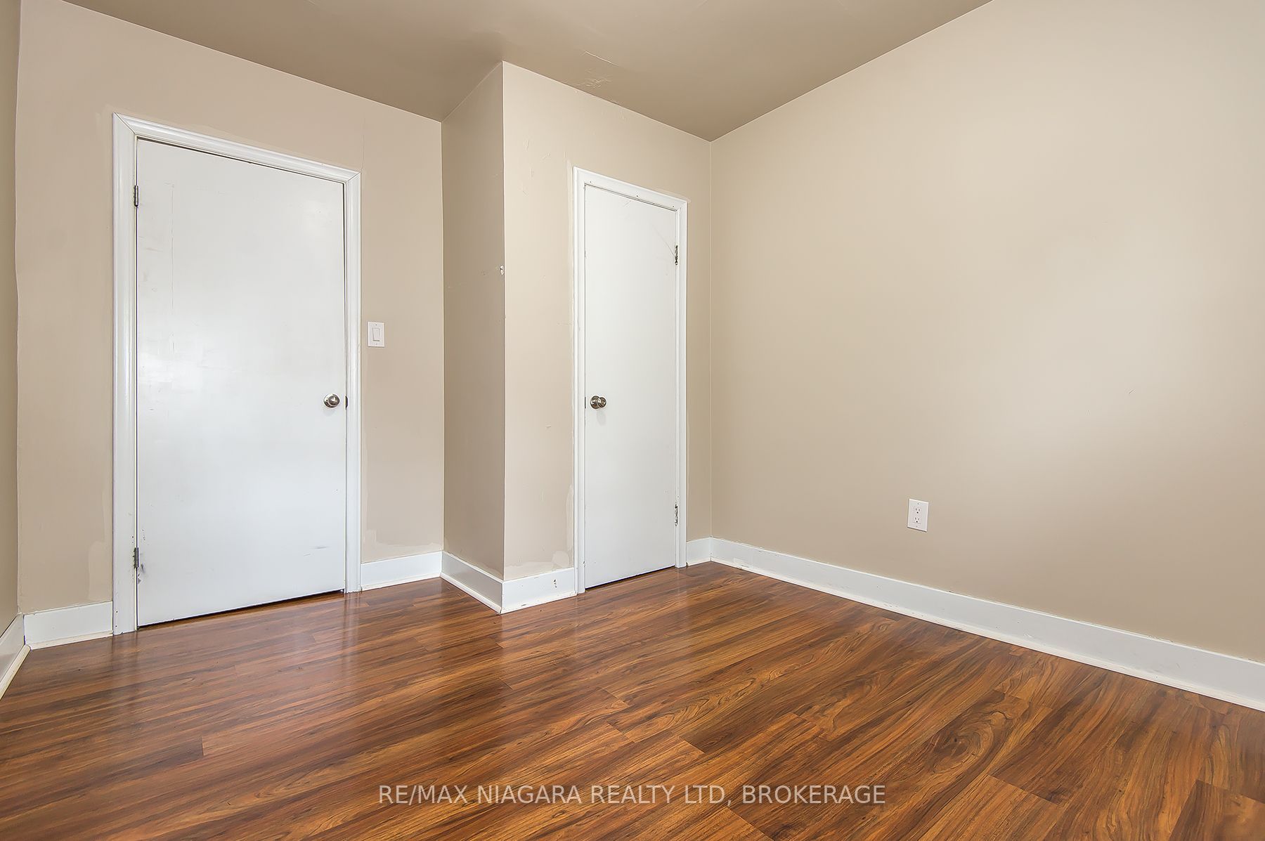 170 Hellems Avenue E Property Photo 22