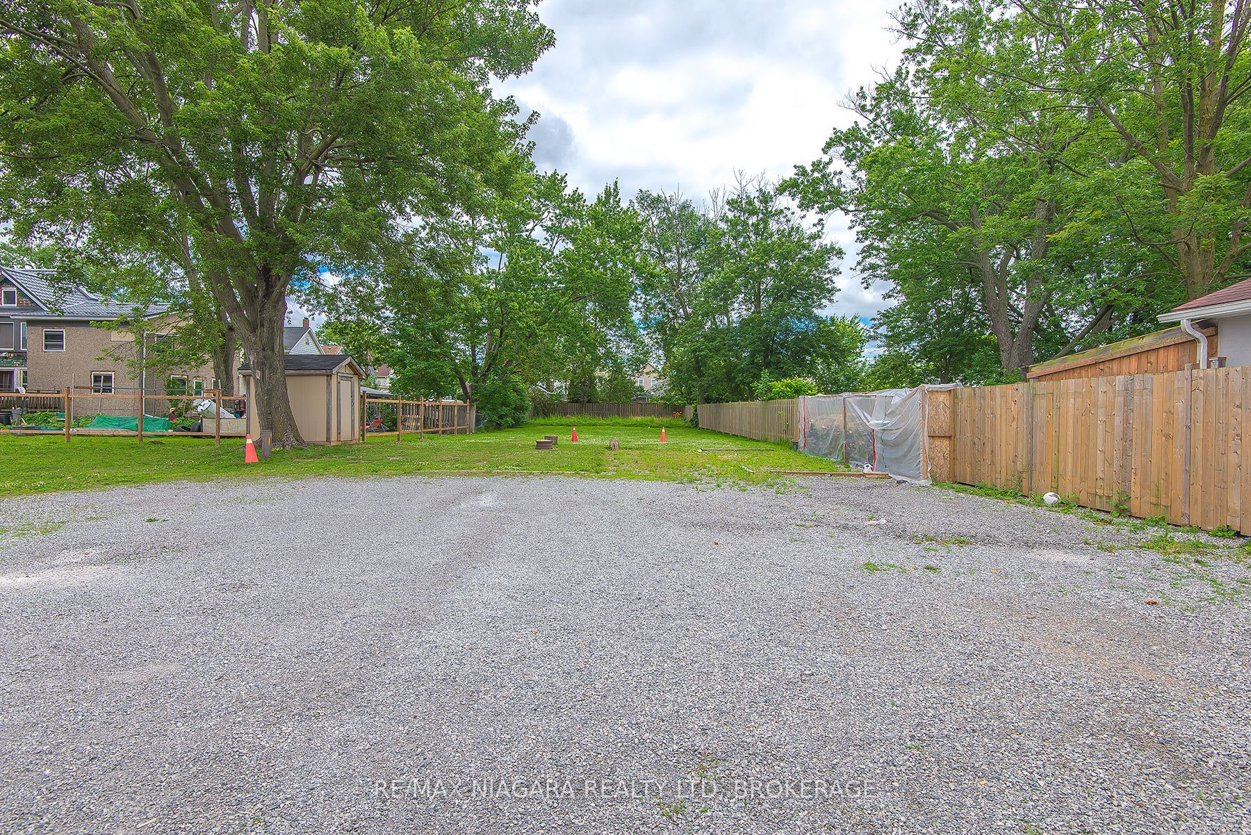 170 Hellems Avenue E Property Photo 42