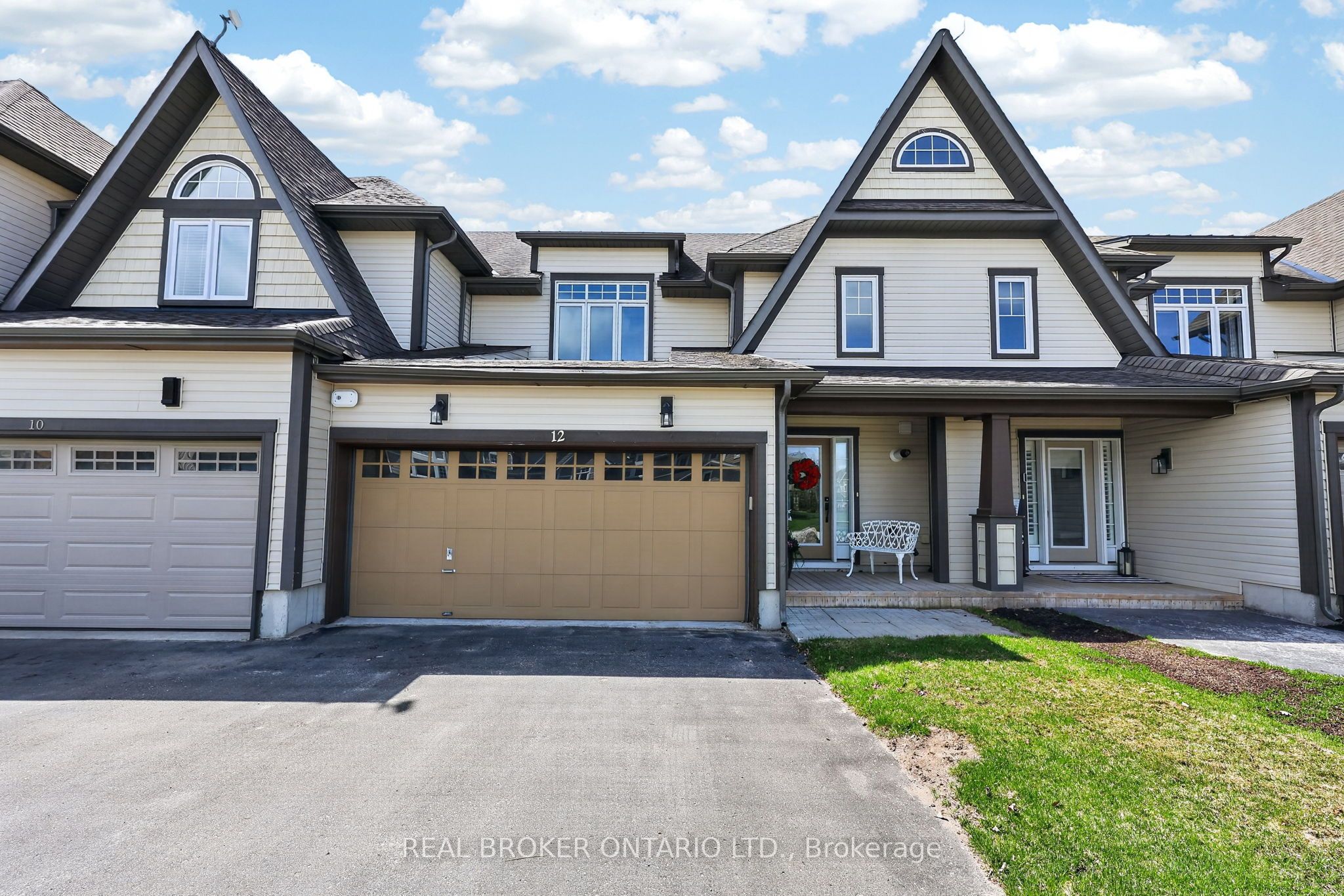 12 Masters Crescent Property Photo 2