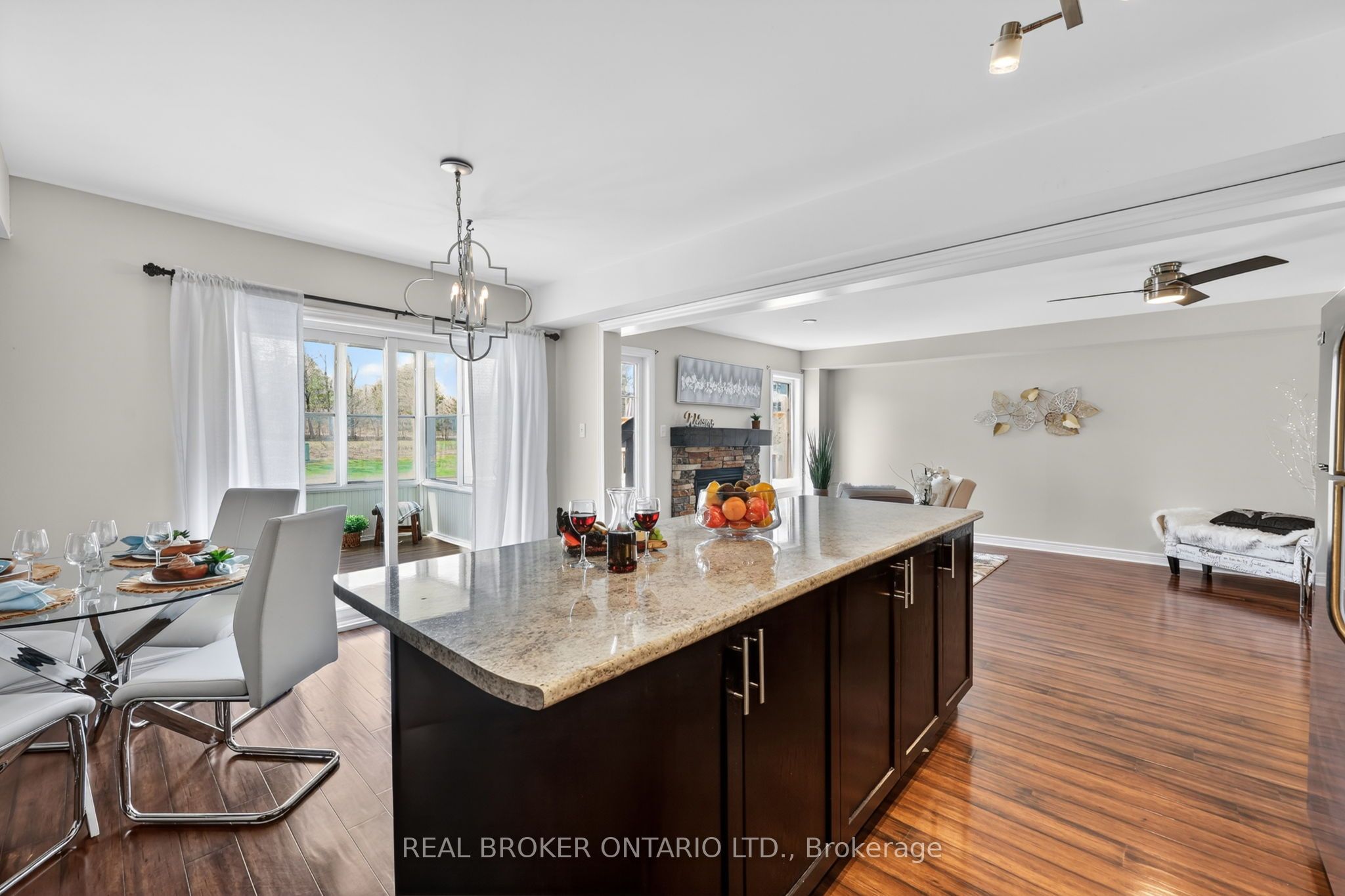 12 Masters Crescent Property Photo 10