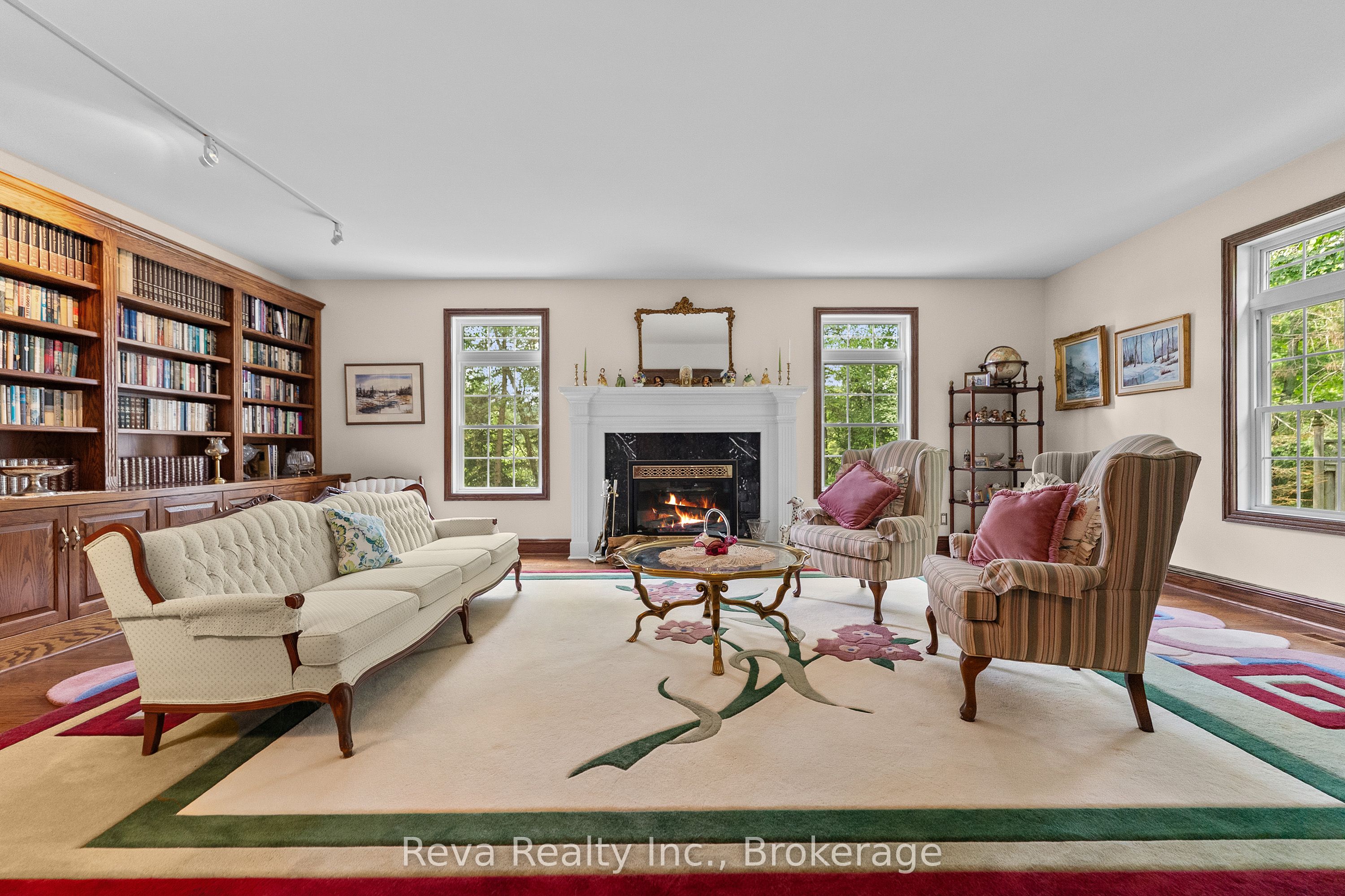 464 Mooney Road A & B Property Photo 13