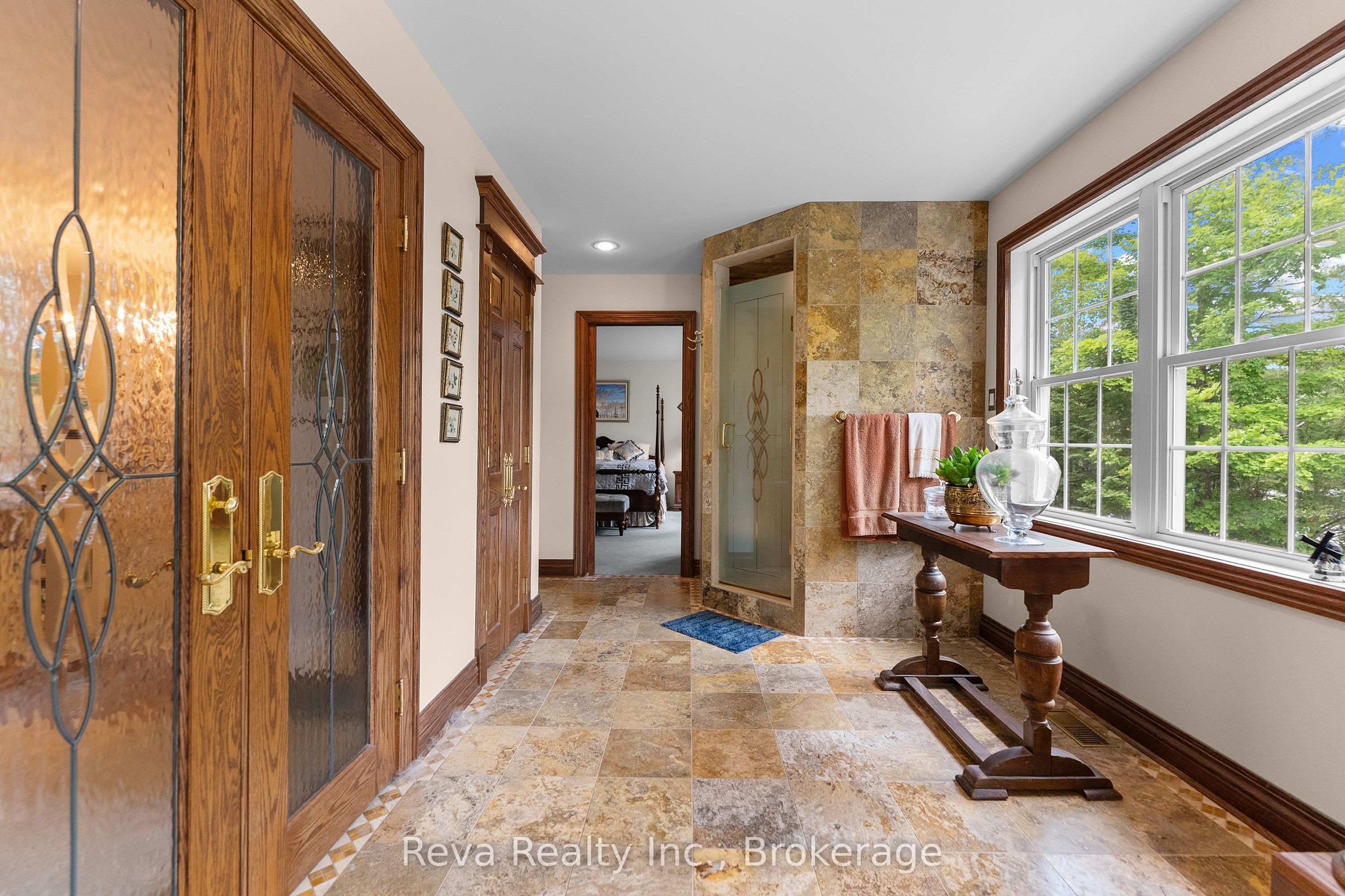 464 Mooney Road A & B Property Photo 20