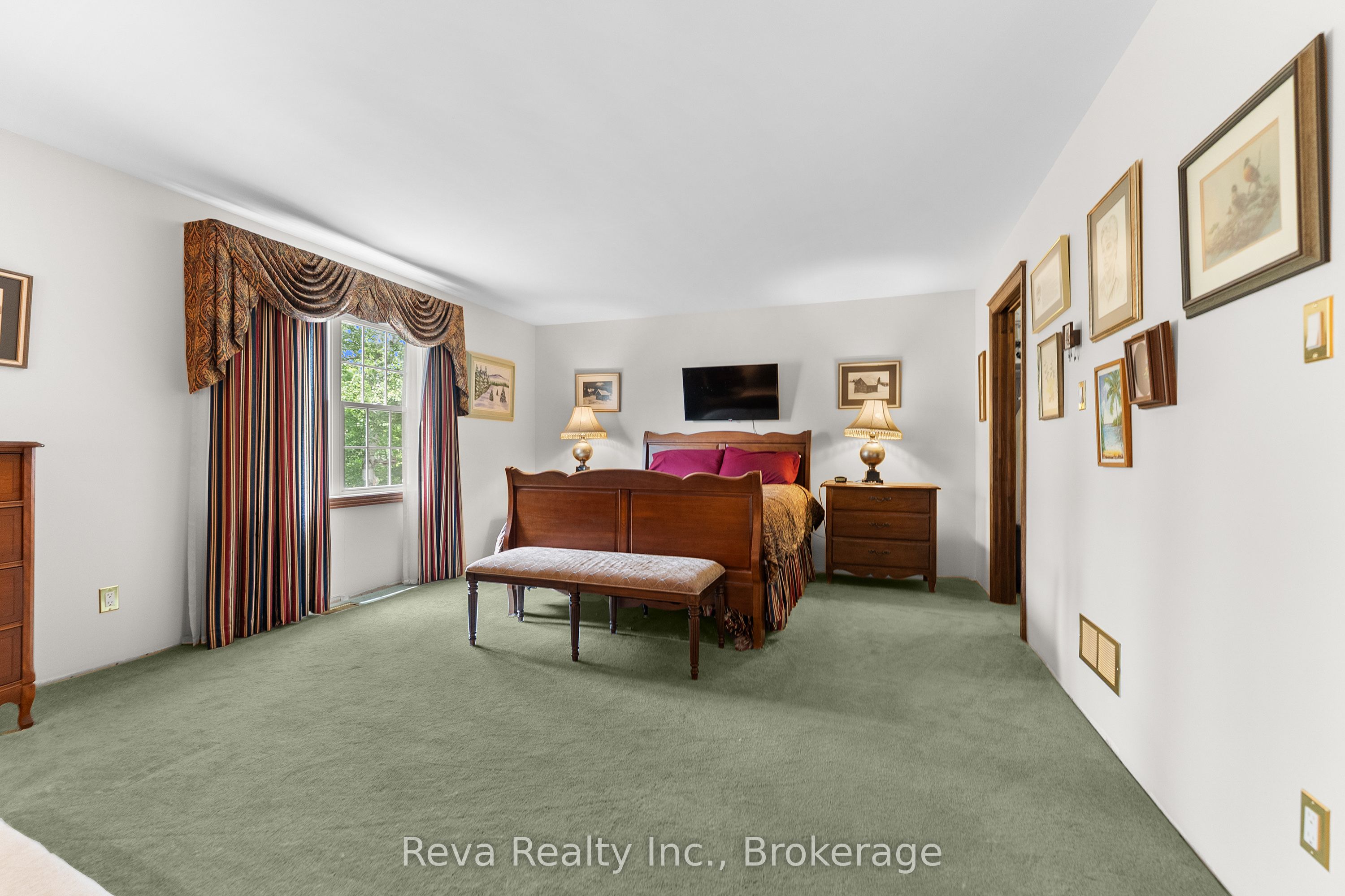 464 Mooney Road A & B Property Photo 21