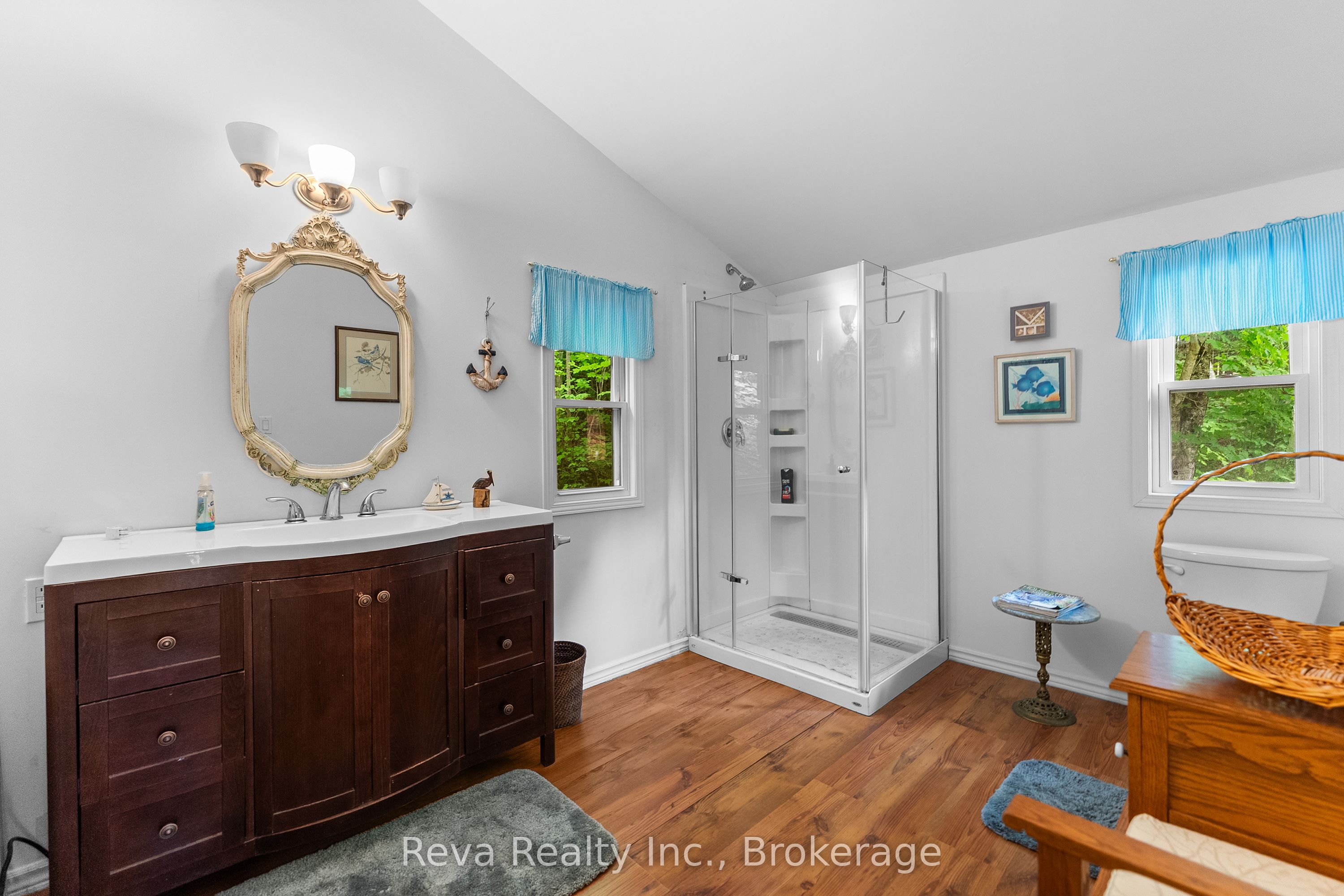464 Mooney Road A & B Property Photo 38