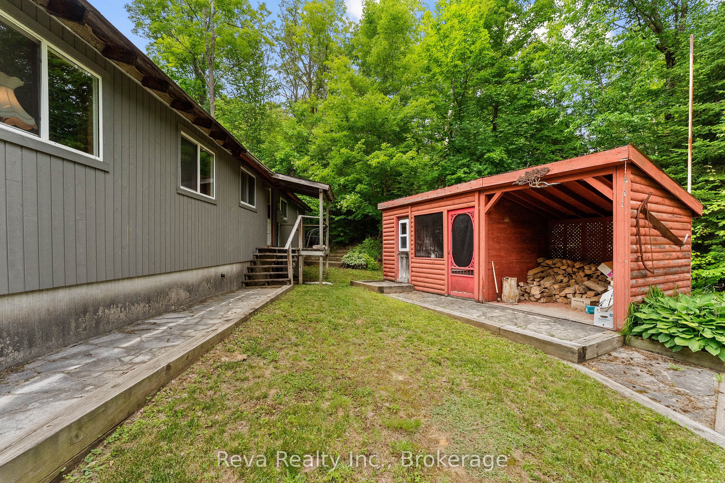464 Mooney Road A & B Property Photo 40