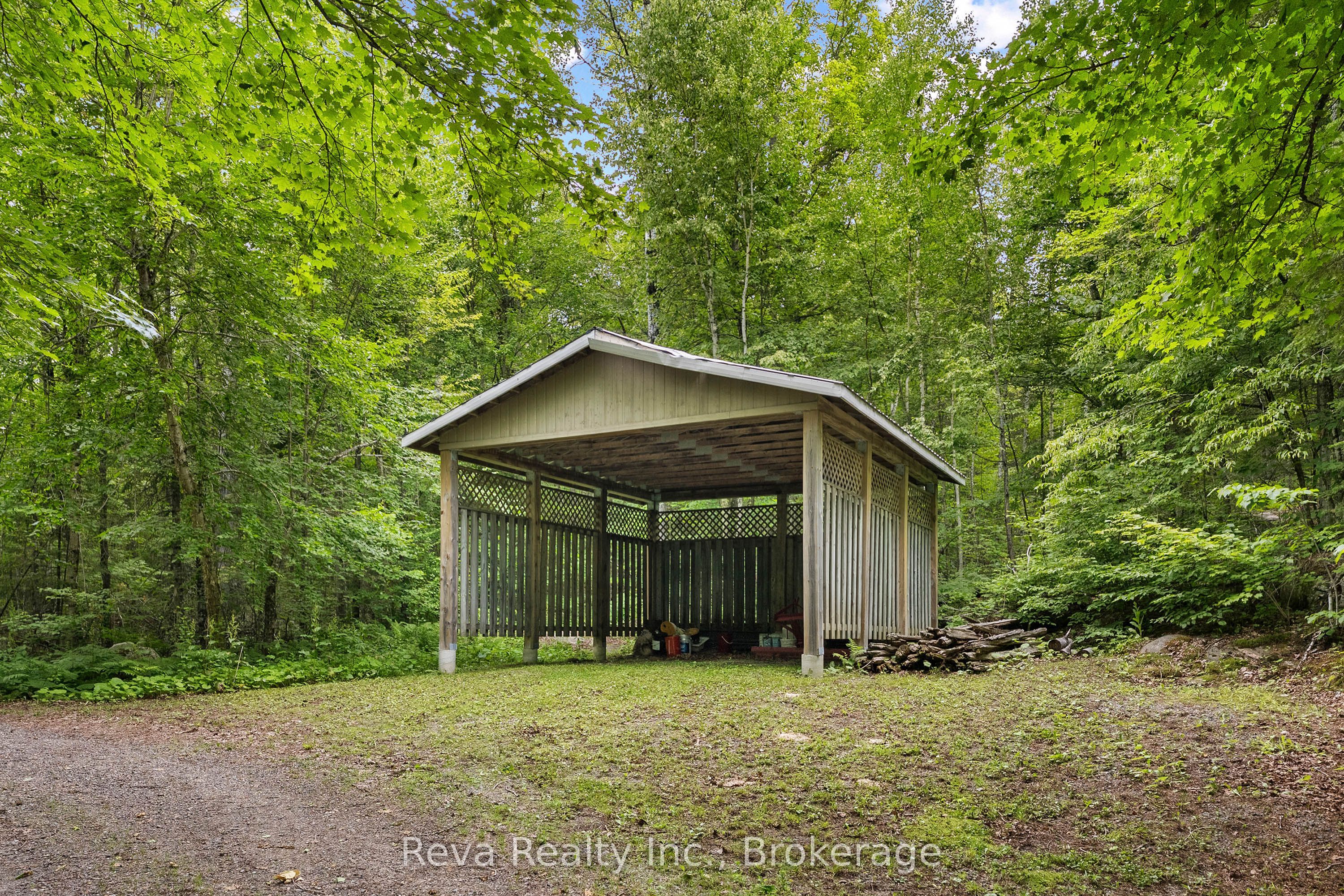 464 Mooney Road A & B Property Photo 46