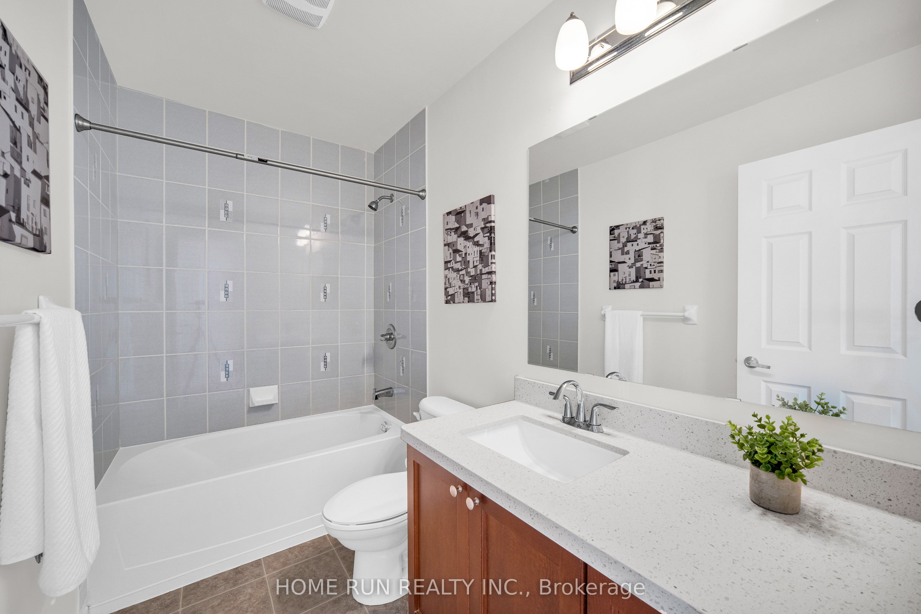 531 Bretby Crescent Property Photo 46