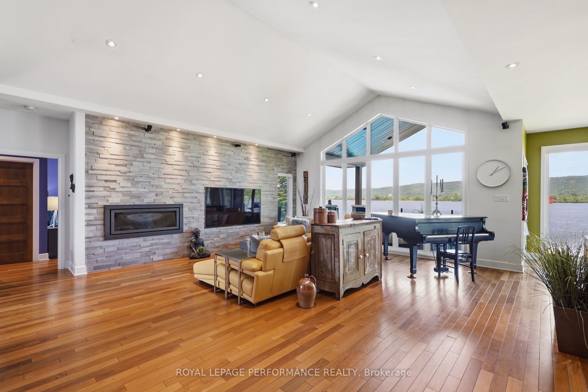 263 Du Domaine Road Property Photo 6