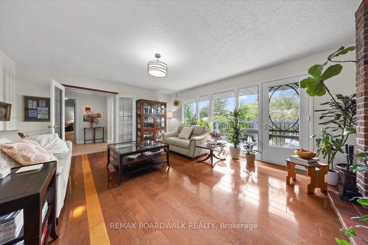 15 Selwyn Crescent Property Photo 7