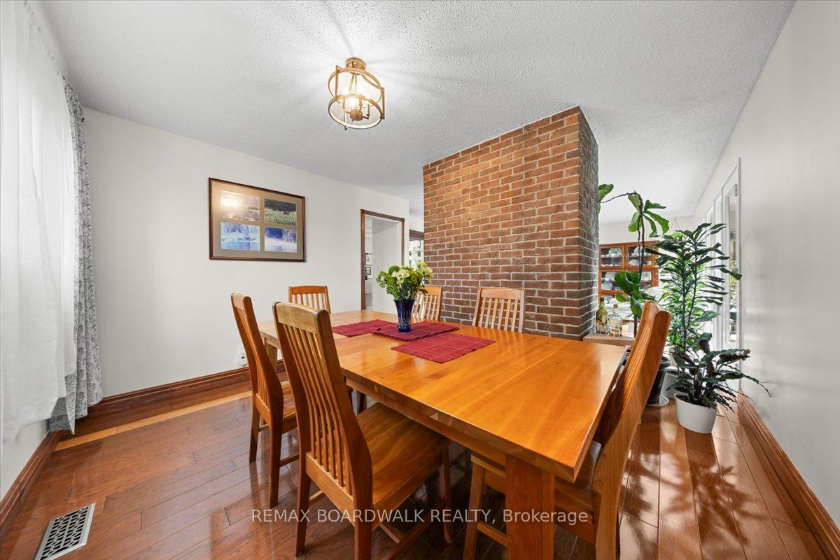 15 Selwyn Crescent Property Photo 12