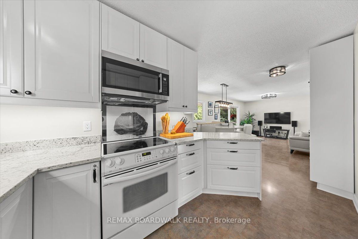 15 Selwyn Crescent Property Photo 20