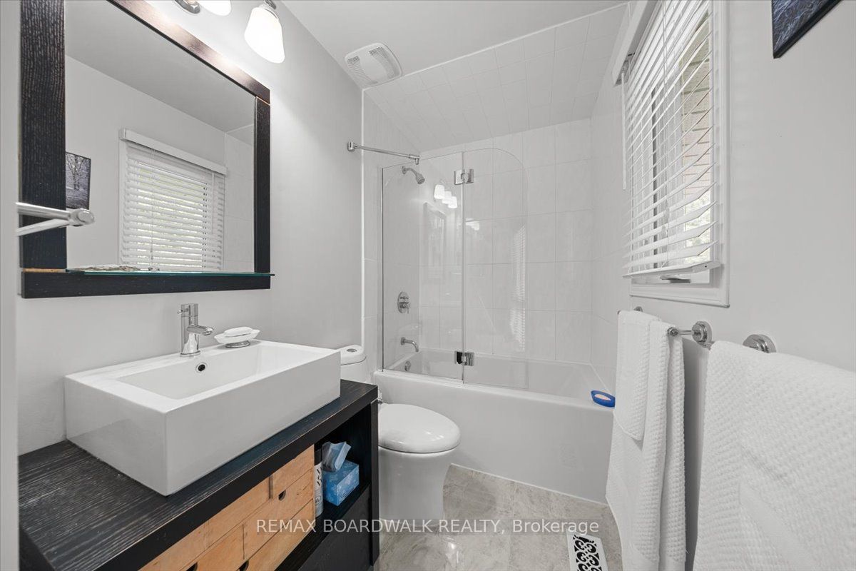 15 Selwyn Crescent Property Photo 33