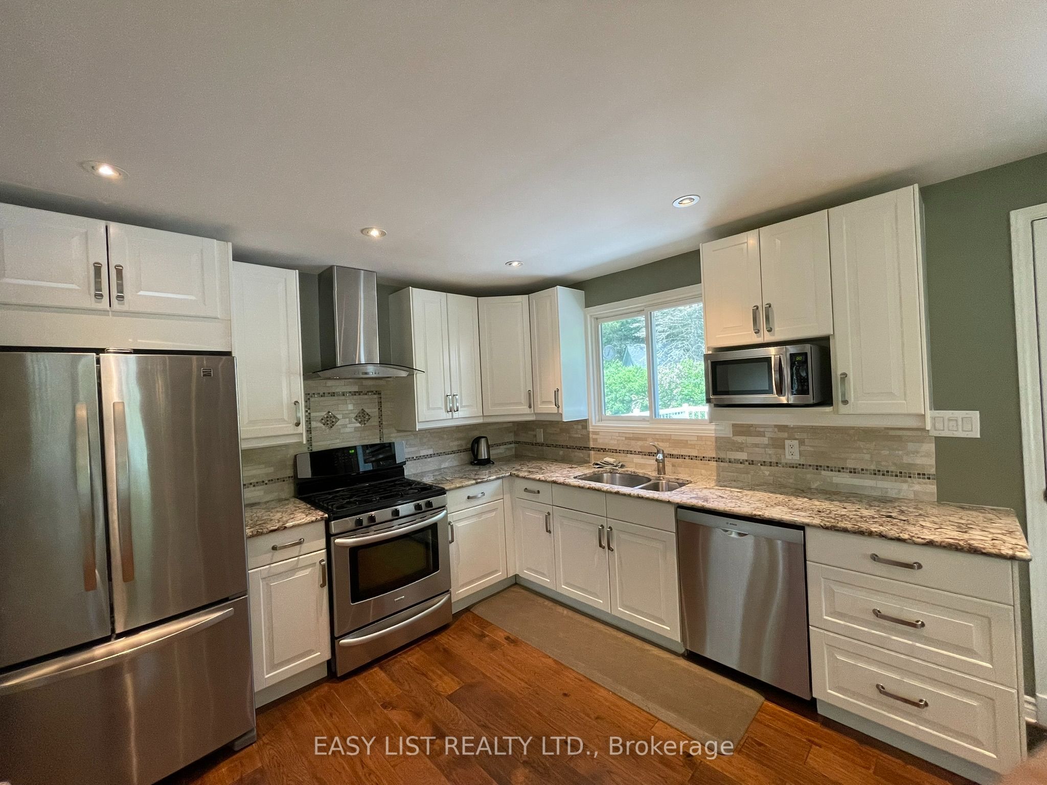 3 Baker Place Property Photo 7