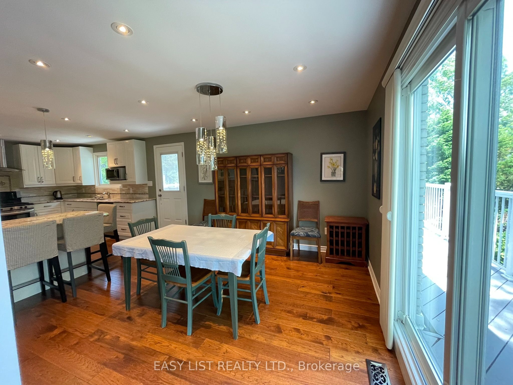 3 Baker Place Property Photo 8