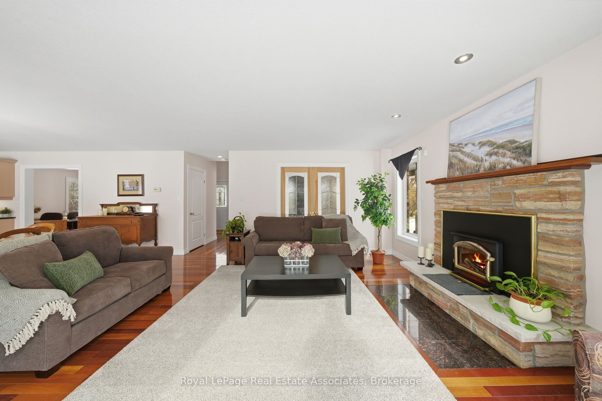 86 Ridge Road E Property Photo 10