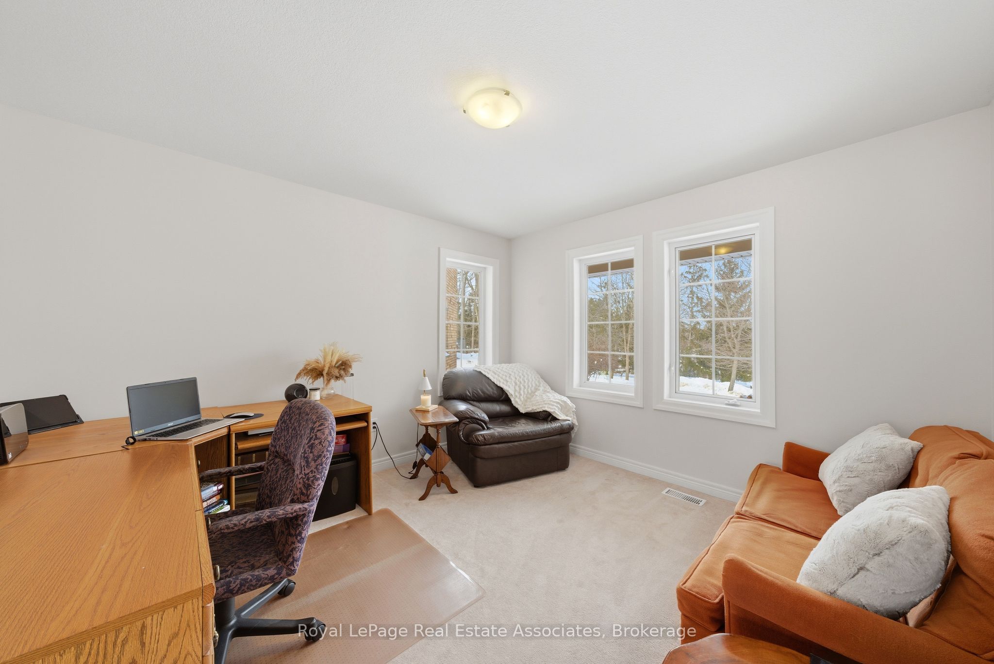 86 Ridge Road E Property Photo 21