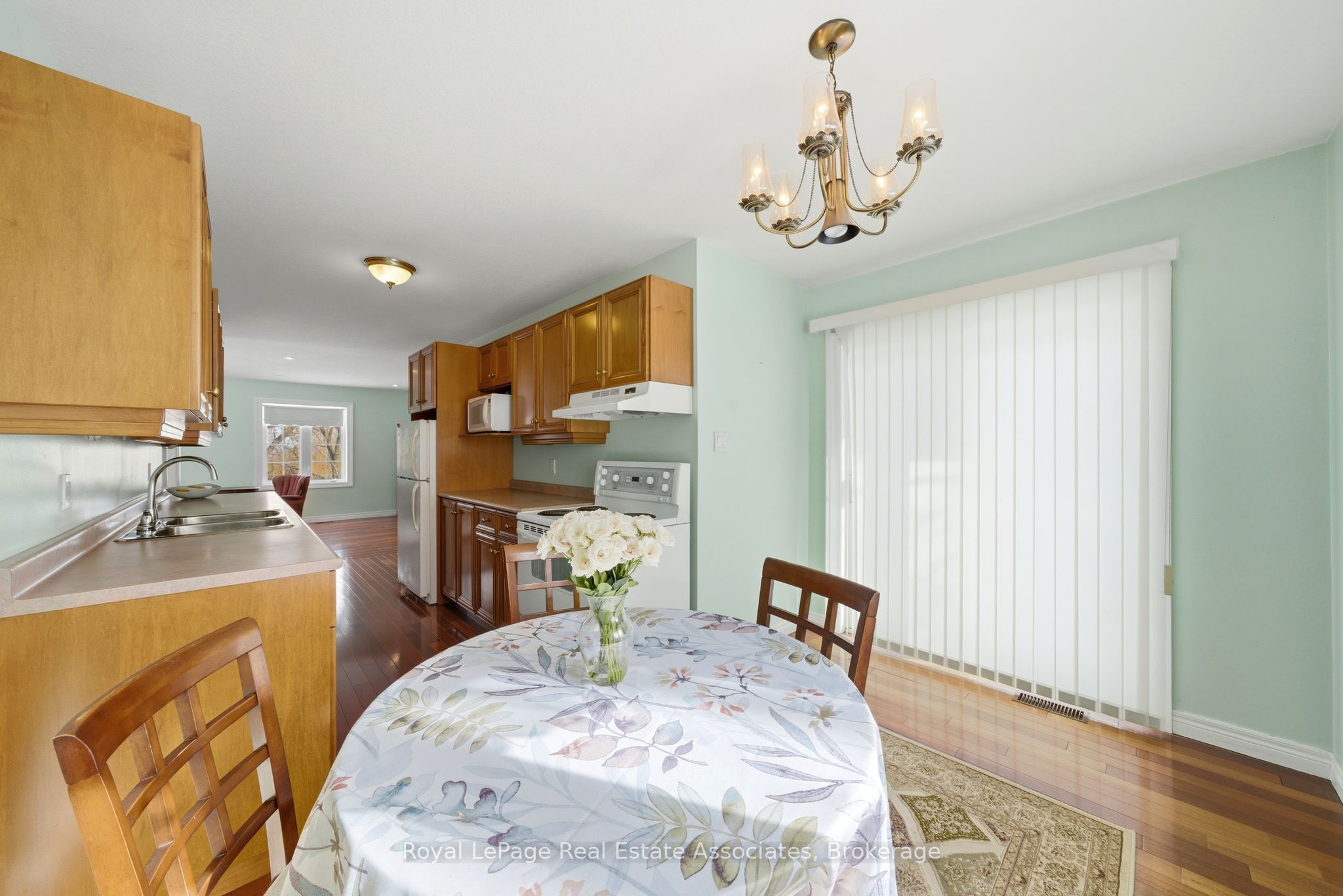 86 Ridge Road E Property Photo 37