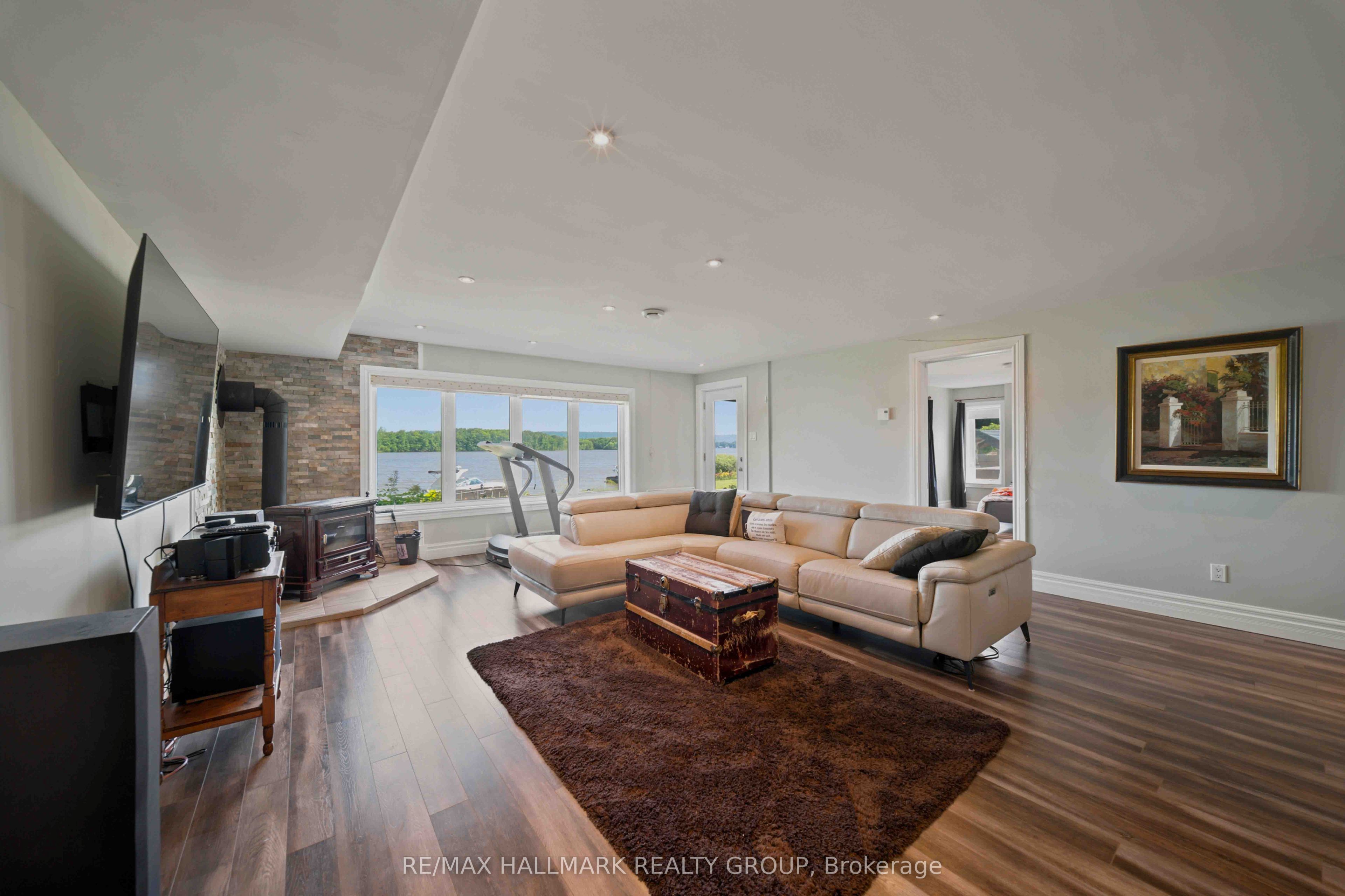 3020 Bay Road Property Photo 28