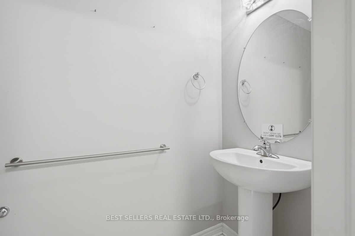 22 Weir Crescent Property Photo 19