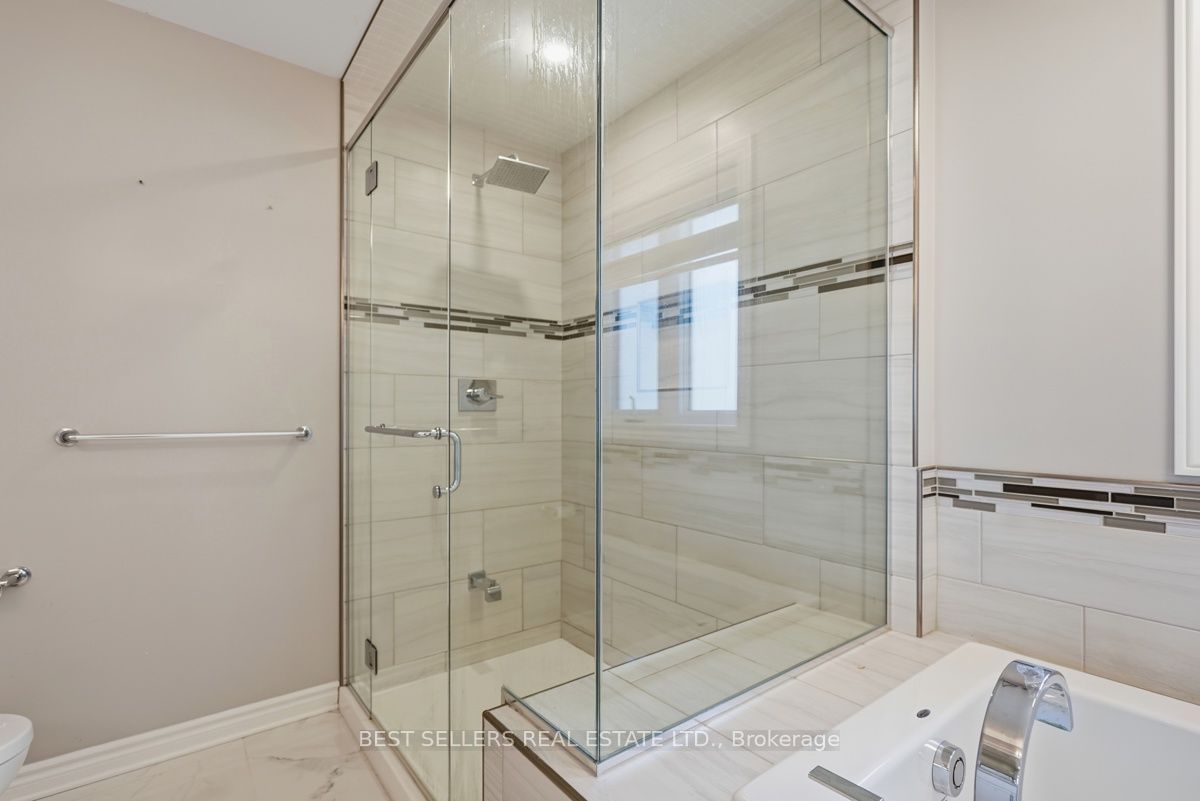 22 Weir Crescent Property Photo 30