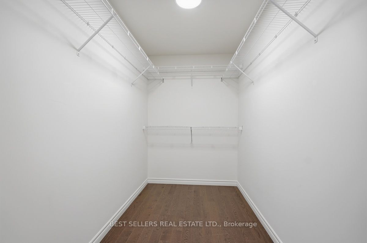 22 Weir Crescent Property Photo 32