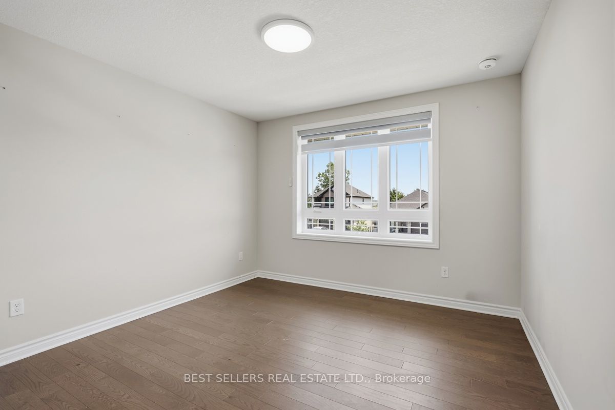 22 Weir Crescent Property Photo 33