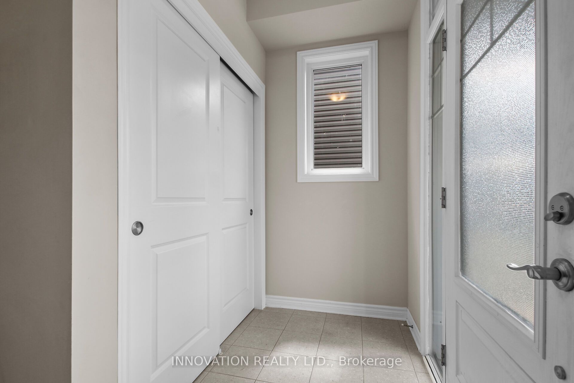 210 Bandelier Way Property Photo 3