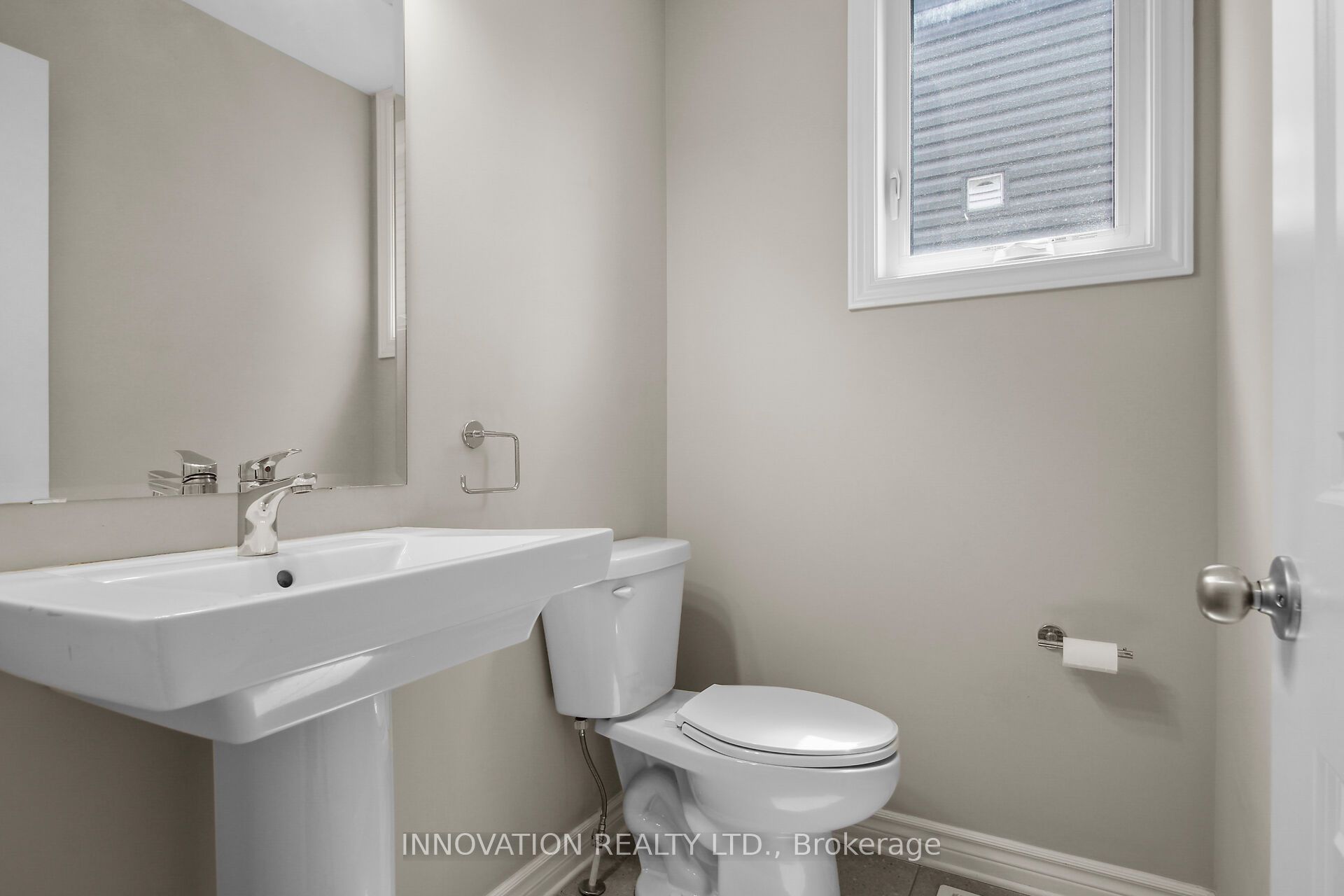210 Bandelier Way Property Photo 16