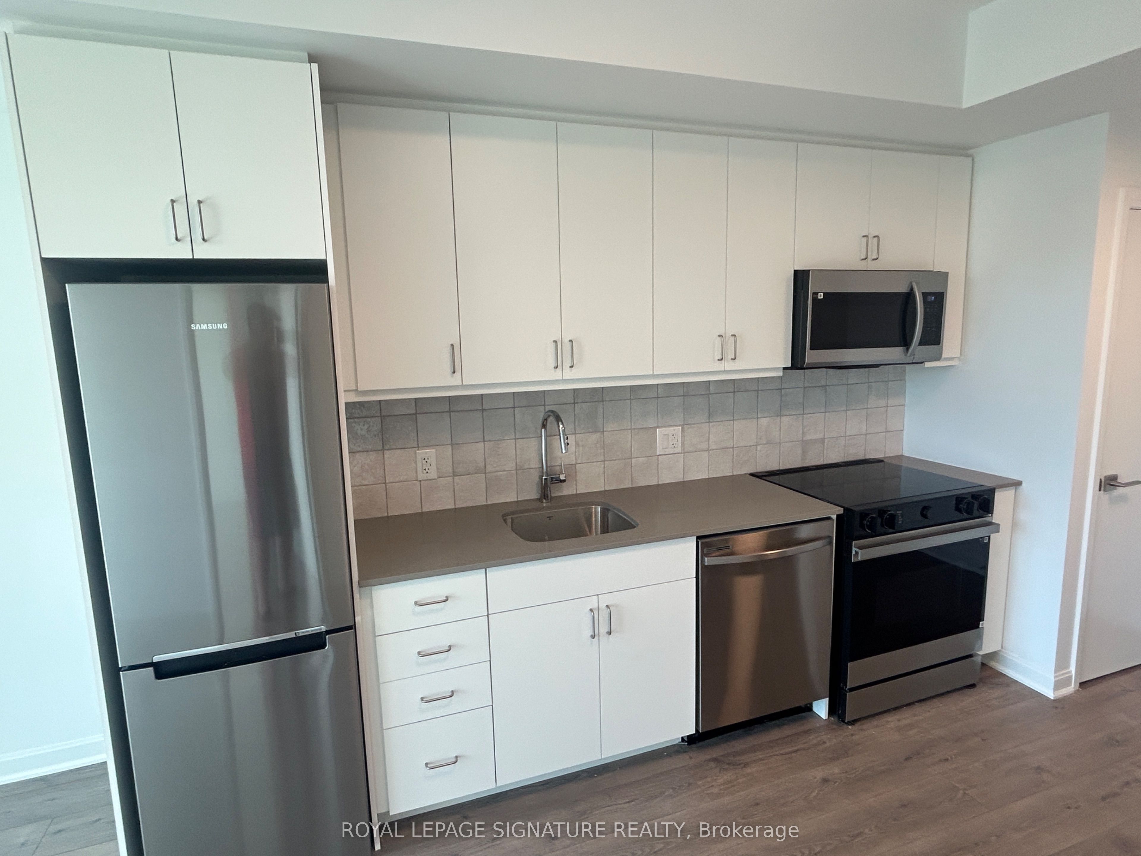 223 Princess Street 413 Property Photo 6