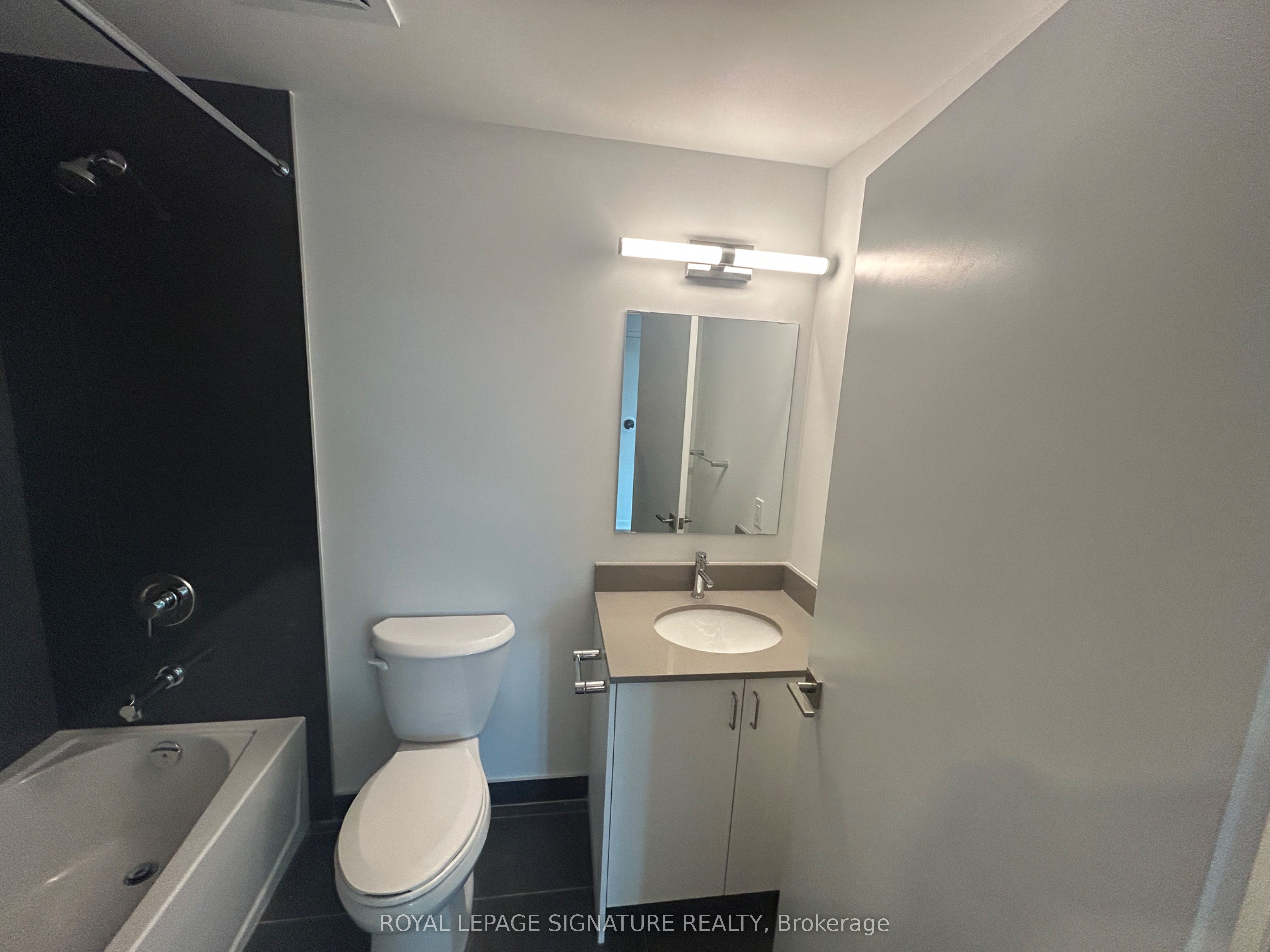 223 Princess Street 413 Property Photo 15