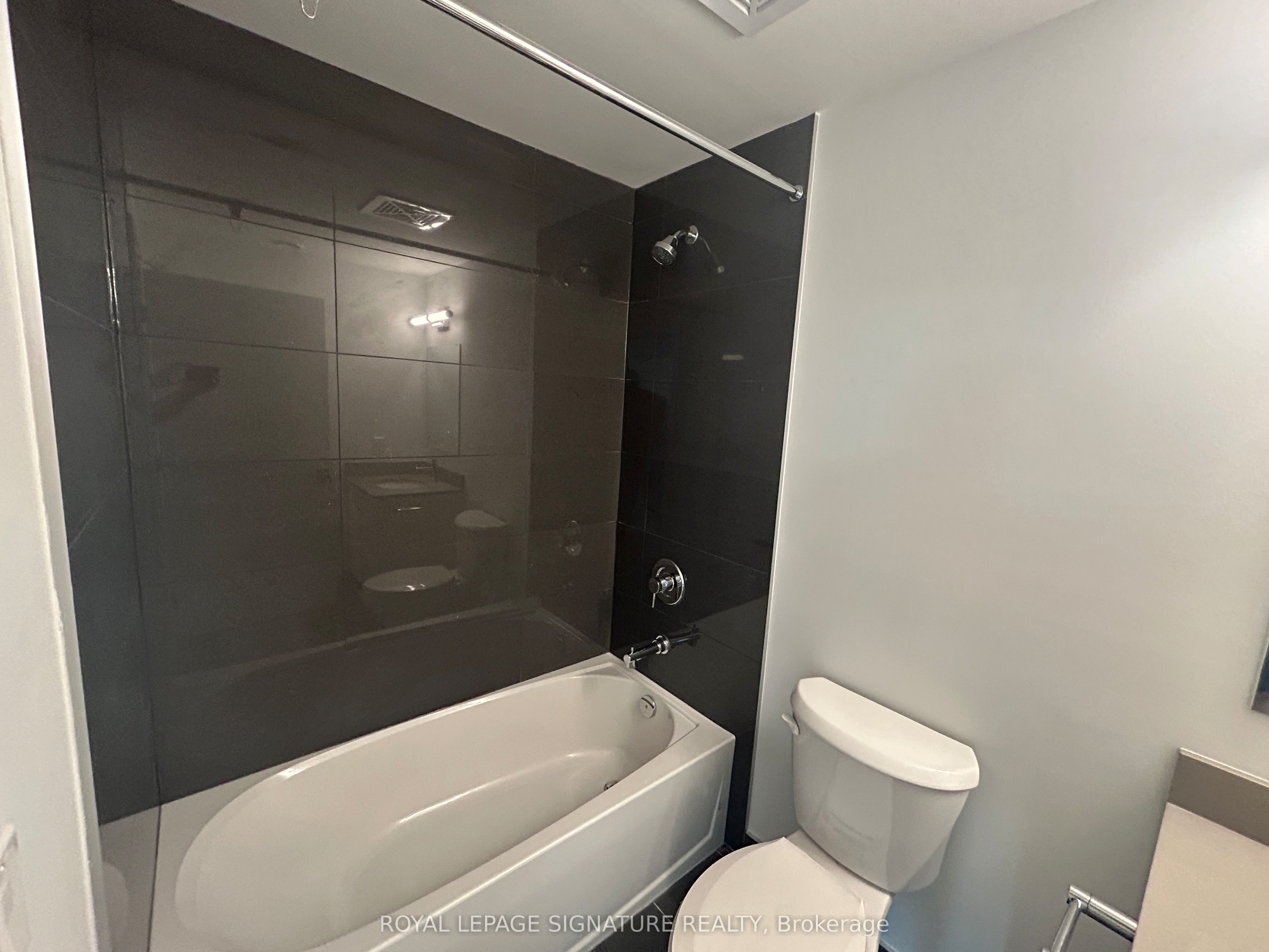 223 Princess Street 413 Property Photo 16