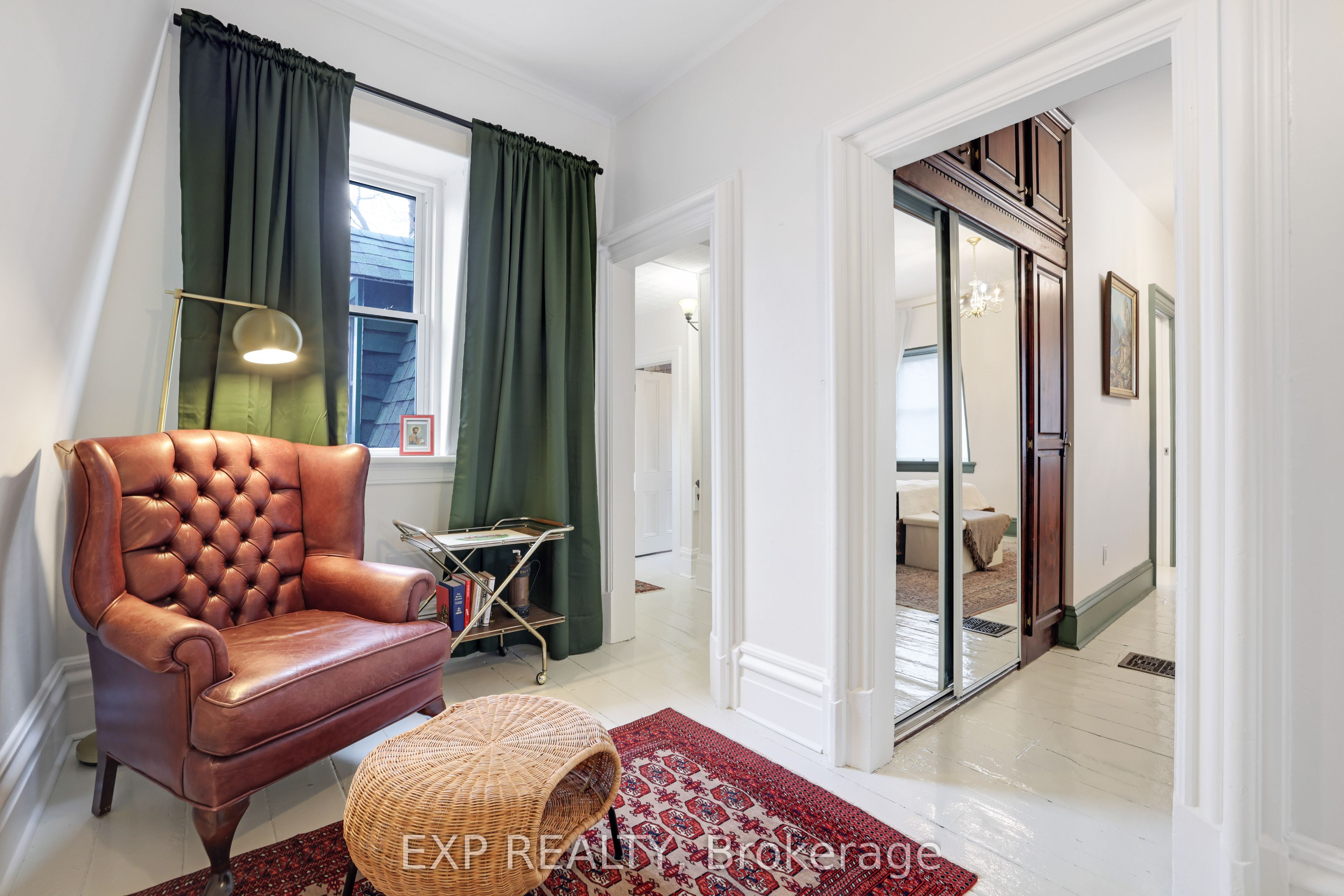 128 Renfrew Avenue E Property Photo 20