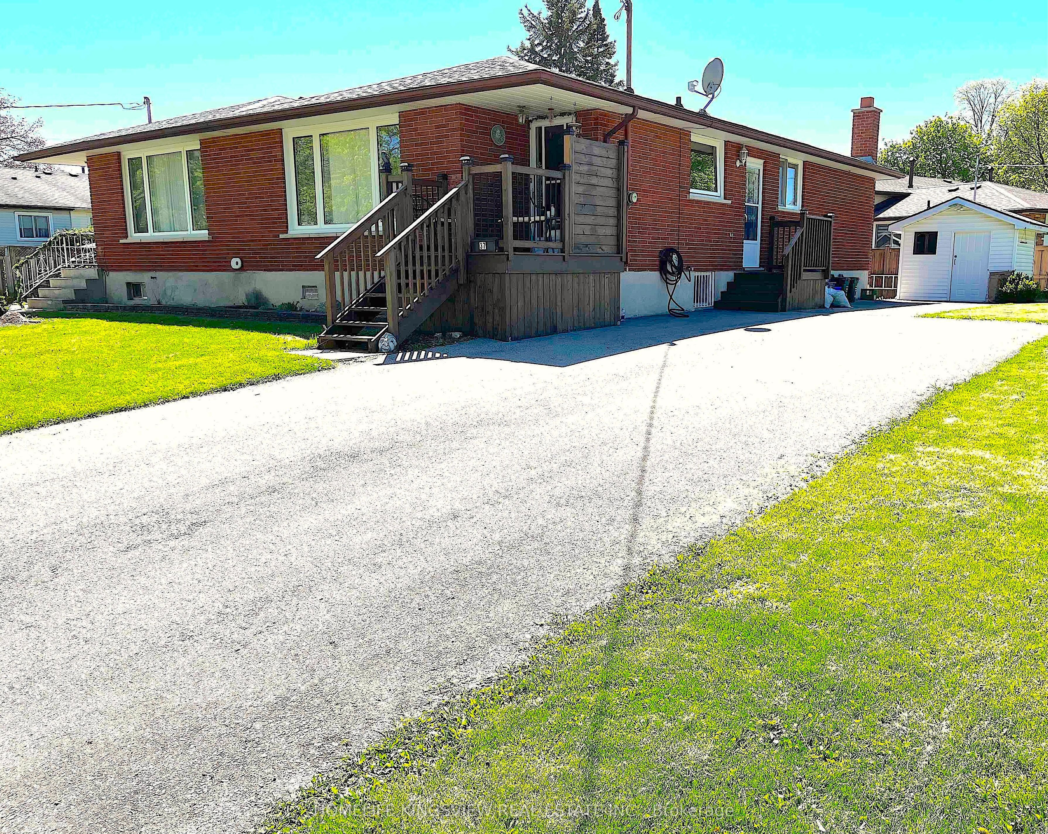 37 Allan Drive Property Photo 1